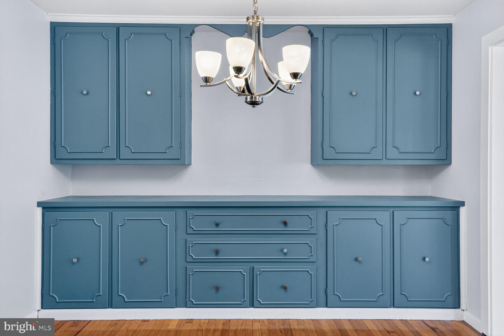 LAKEVIEW ESTATES - Residential