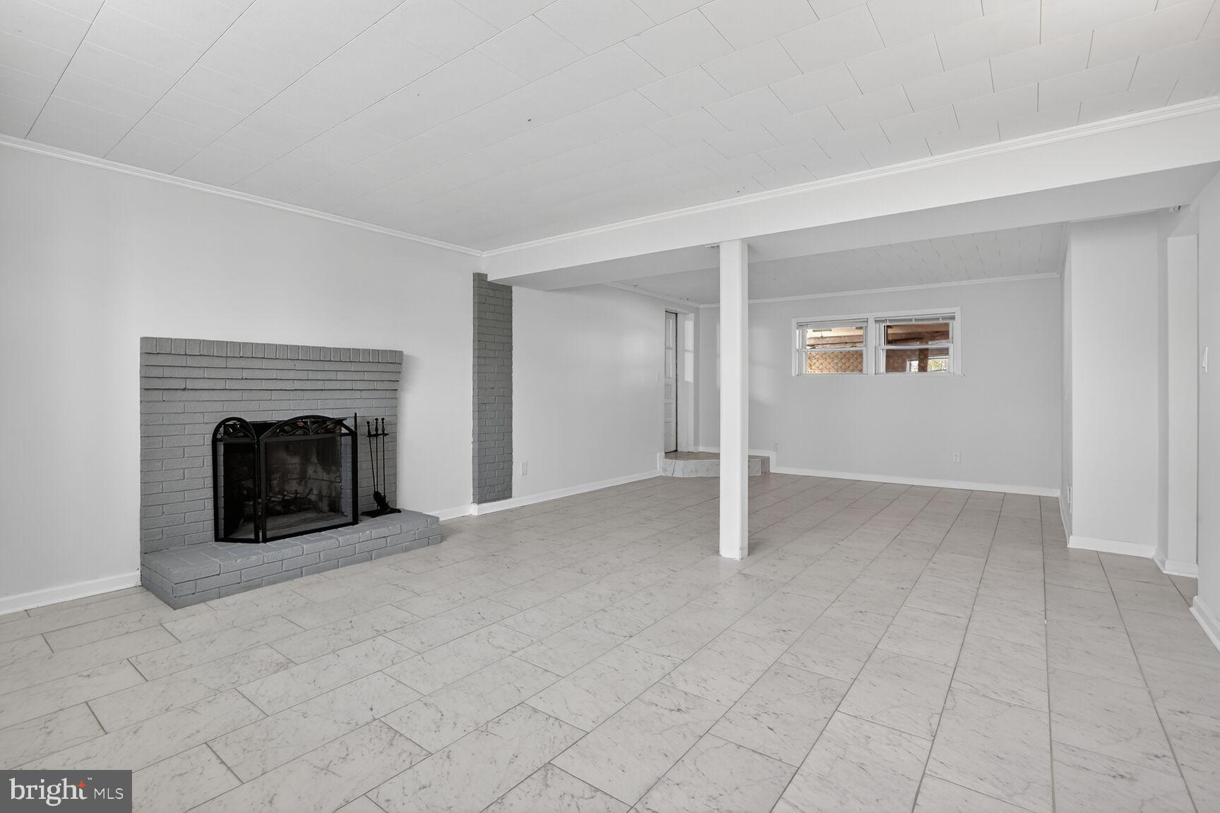 LAKEVIEW ESTATES - Residential