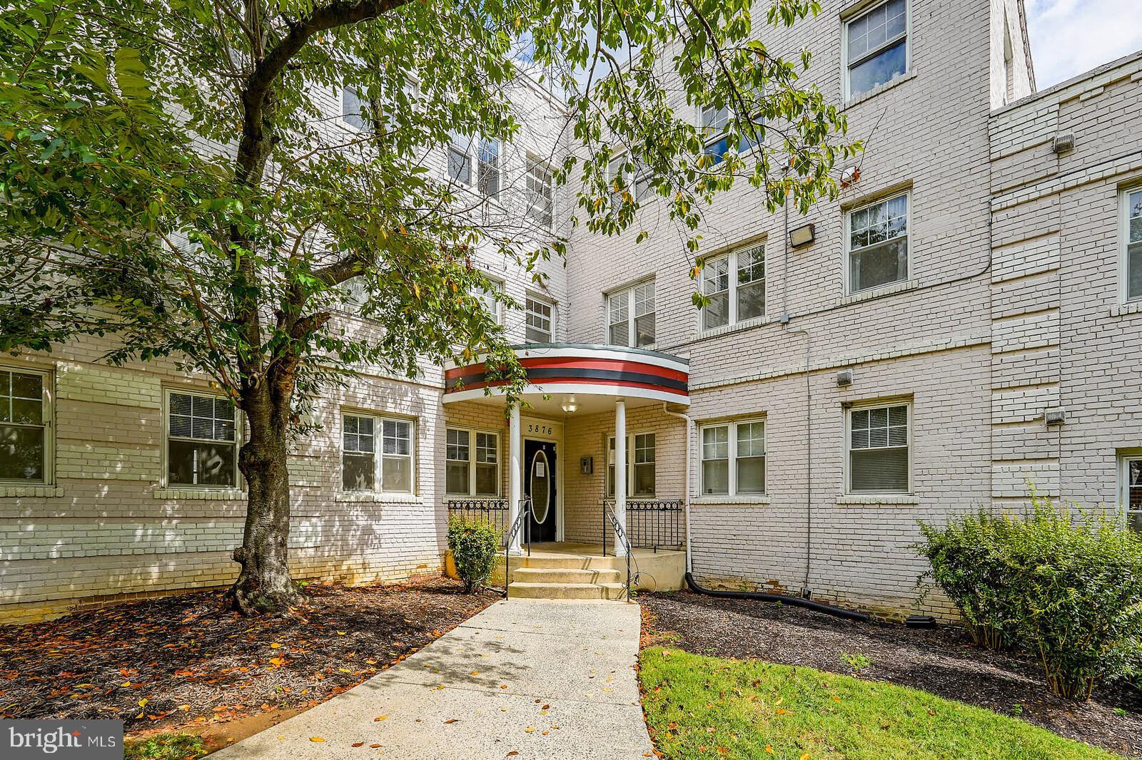 3876 9TH STREET SE 302