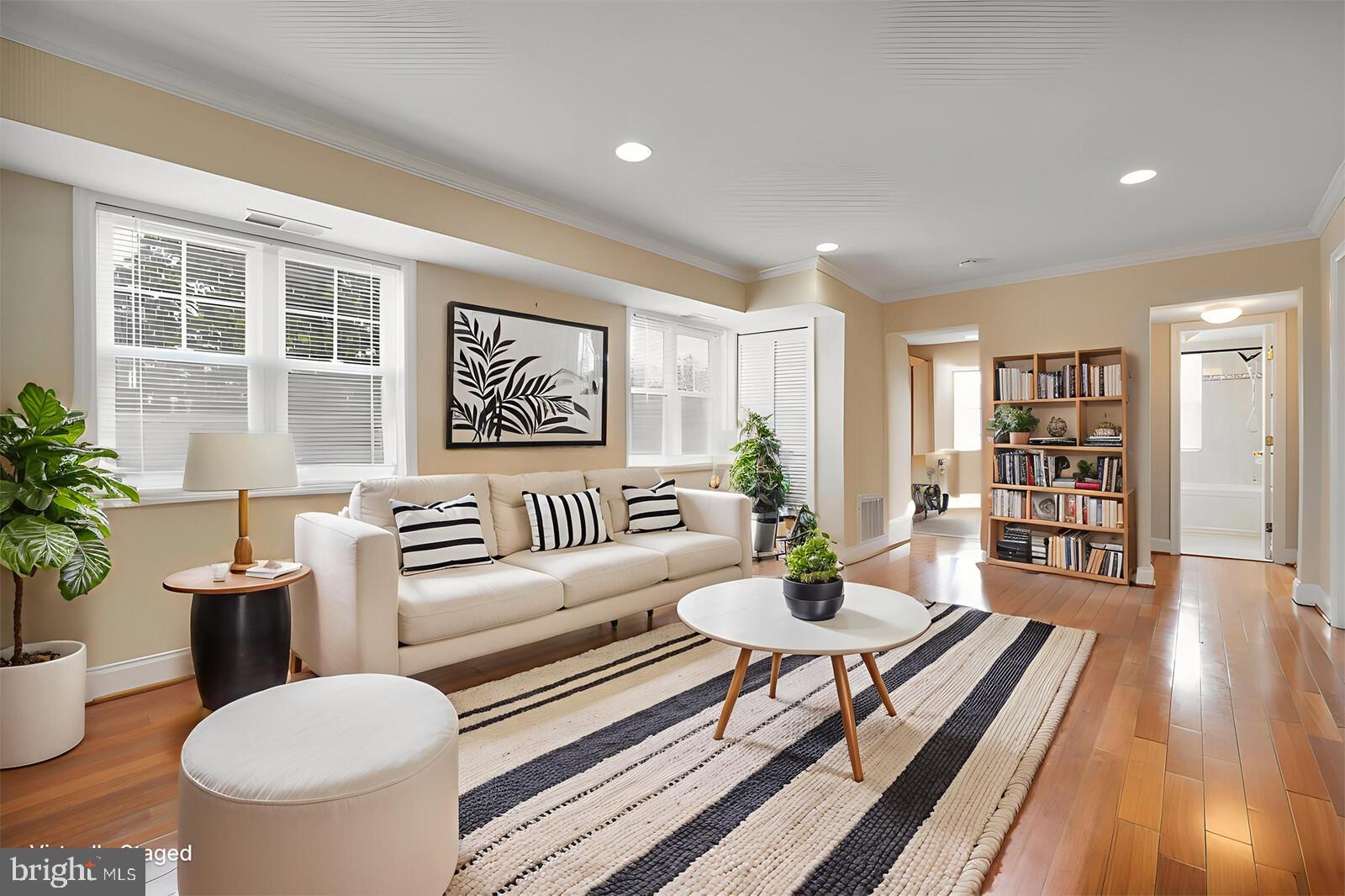 3876 9TH STREET SE 302