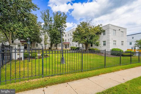 3876 9TH STREET SE 302 WASHINGTON DC 20032