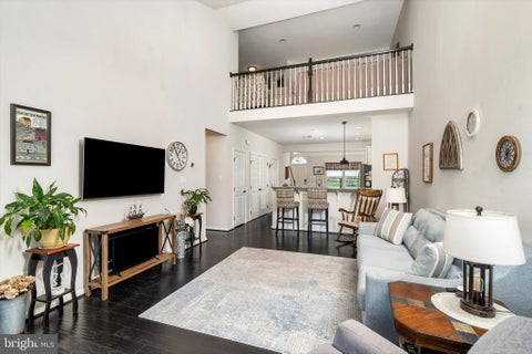 Townhouse For Sale - 84 Heals Farm Road<br/> BURLINGTON, NJ 08016