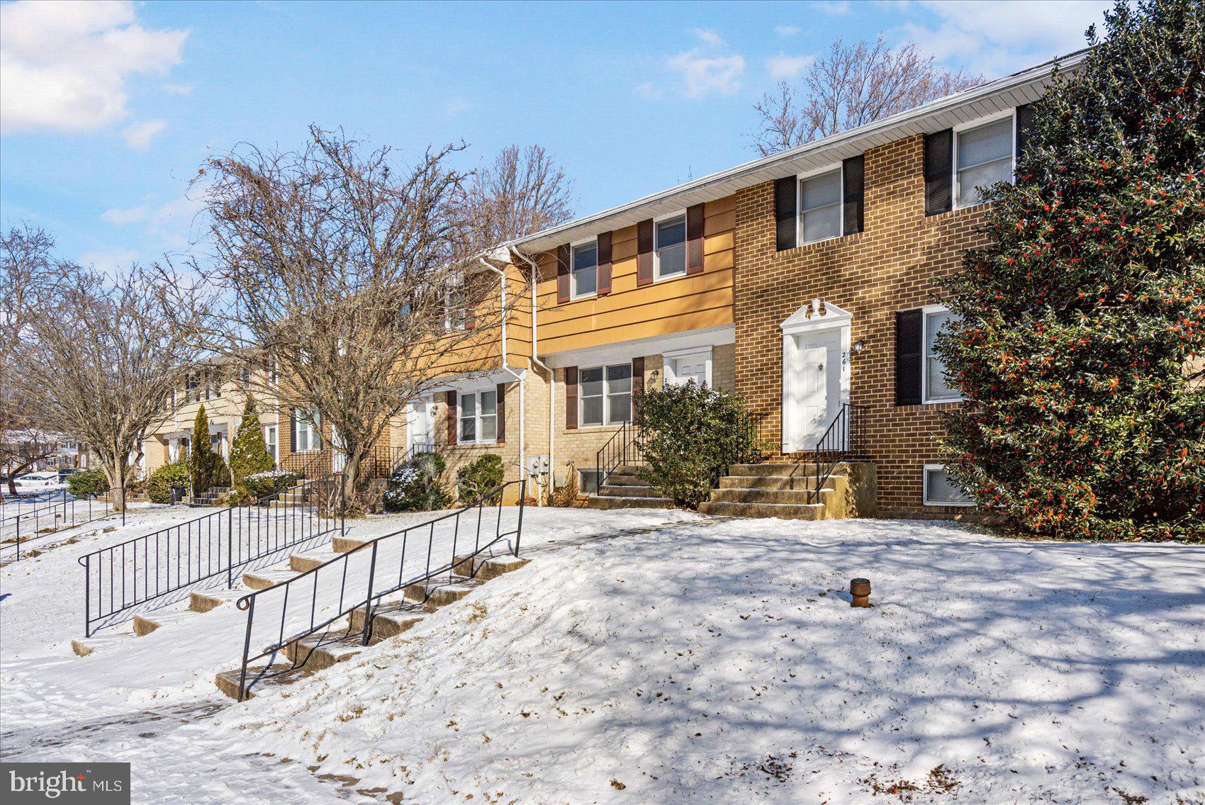 REISTERSWOOD - Residential