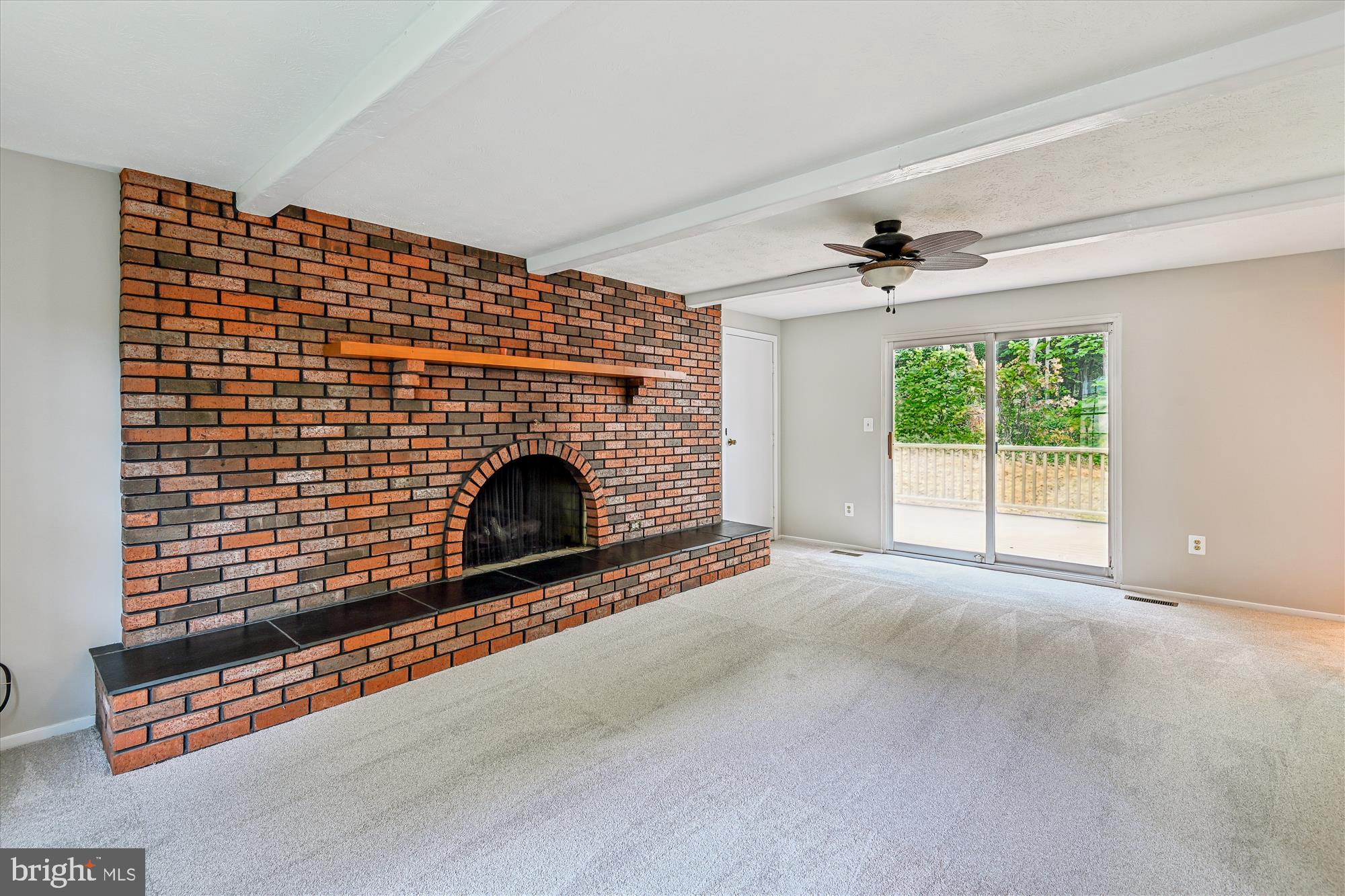 BAY HILLS - Residential