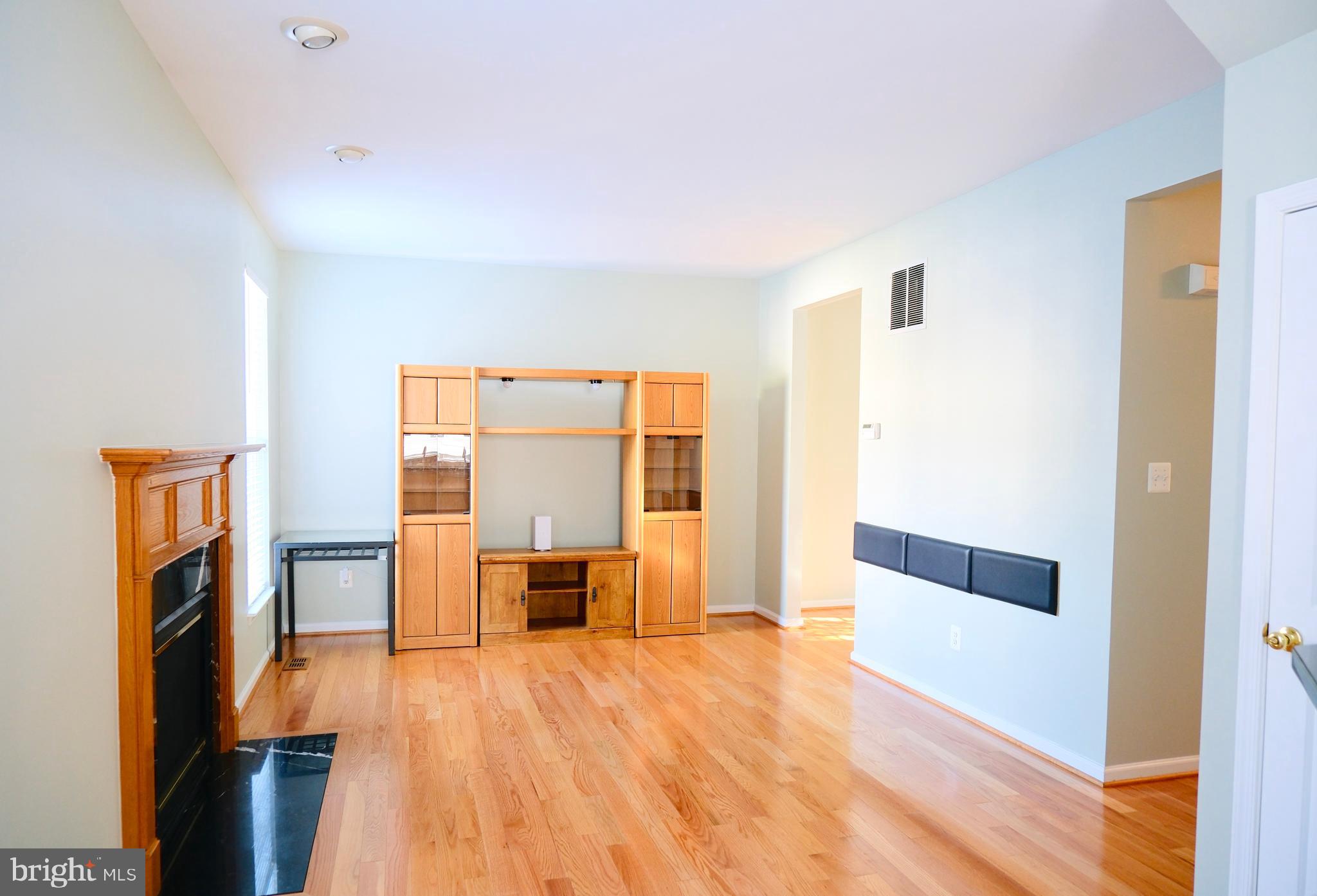 KINGSVIEW RIDGE - Residential Lease