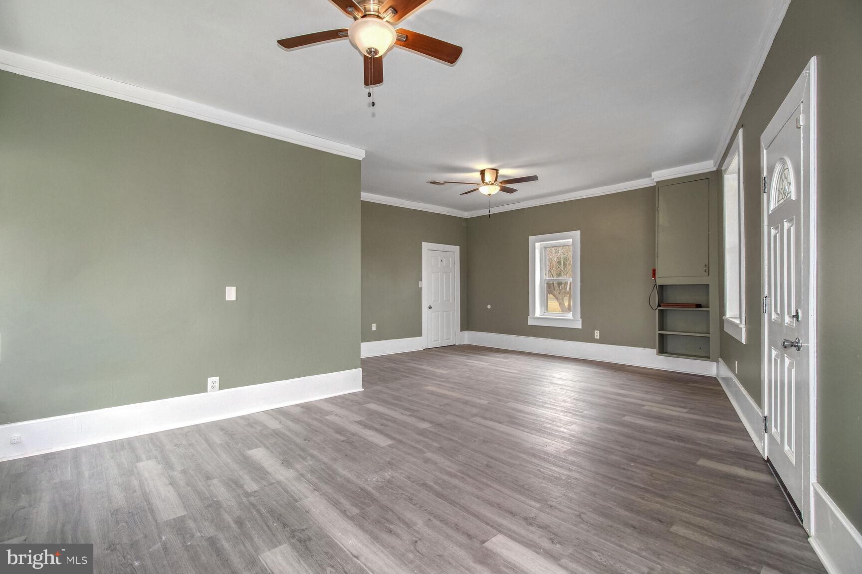 ABINGDON ESTATES - Residential Lease