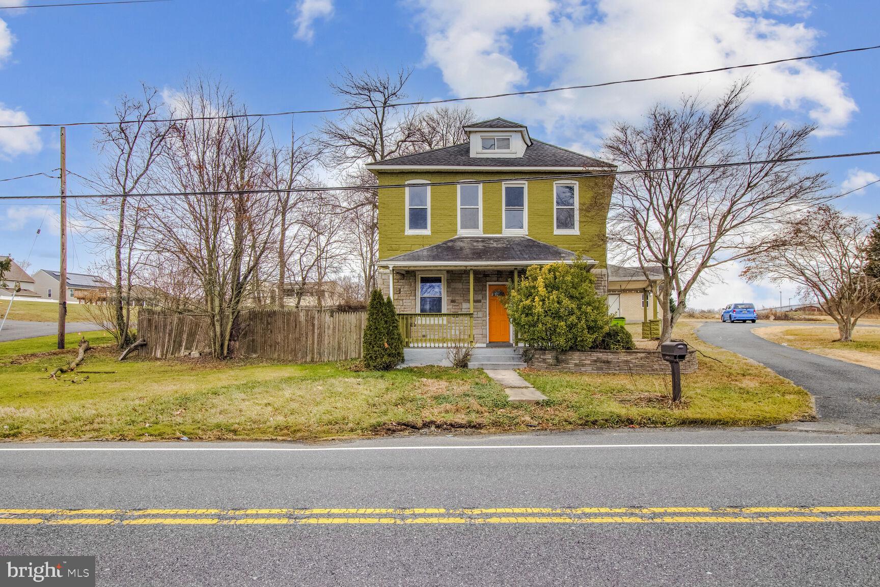 ABINGDON ESTATES - Residential Lease