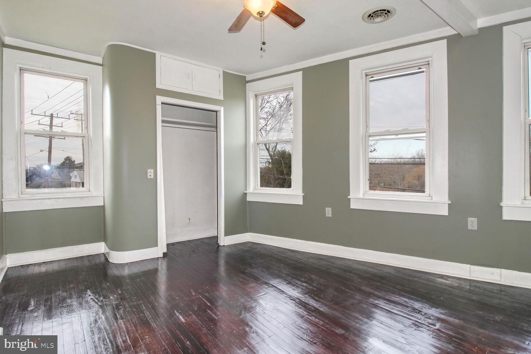 ABINGDON ESTATES - Residential Lease