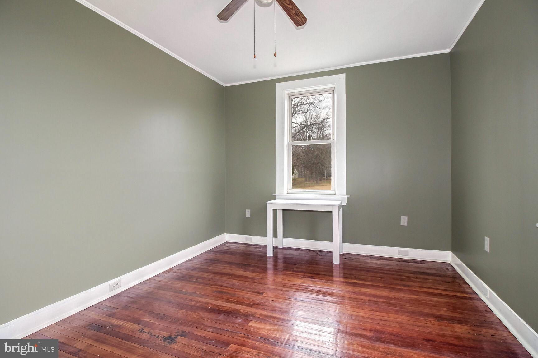 ABINGDON ESTATES - Residential Lease