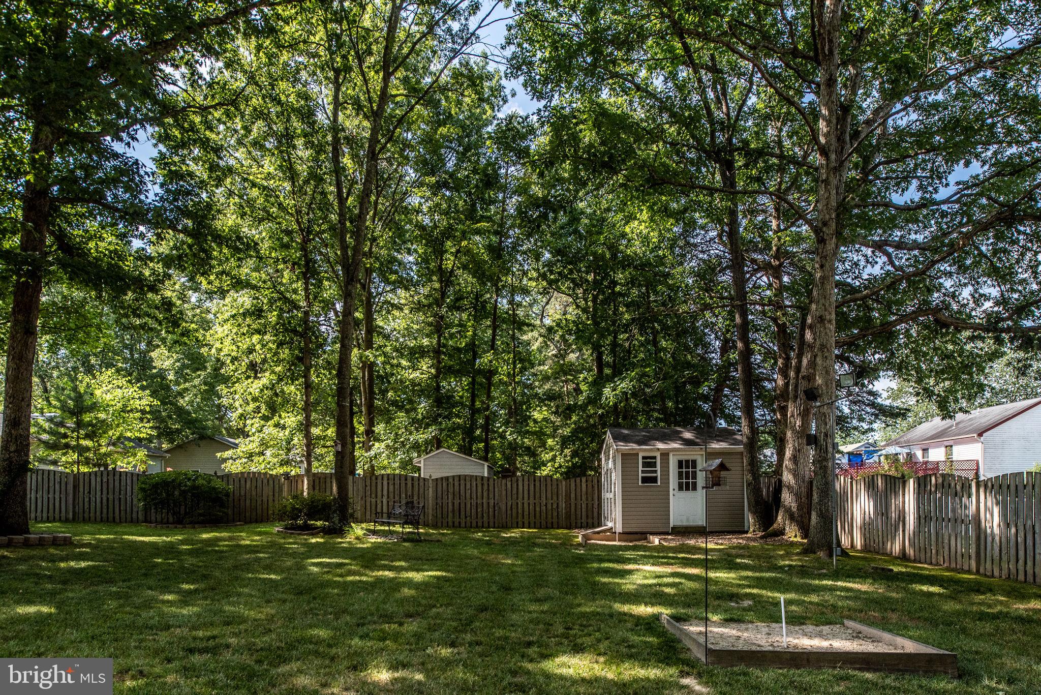 LEAVELLS CROSSING - Residential