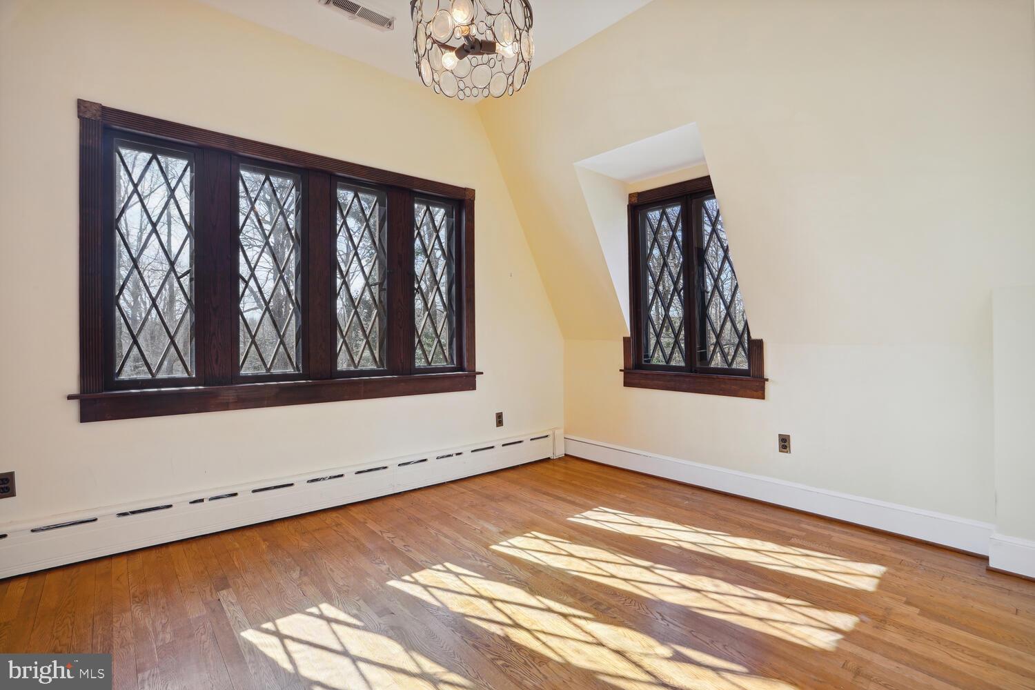 LEWINSVILLE - Residential