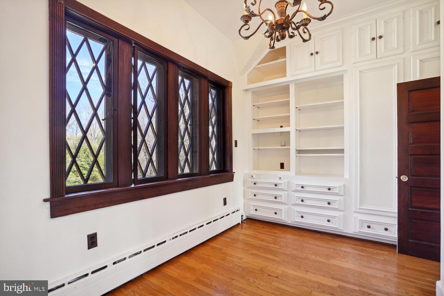 LEWINSVILLE - Residential