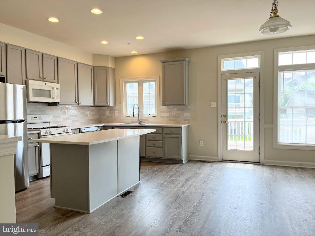 CLARKSBURG RIDGE - Residential Lease