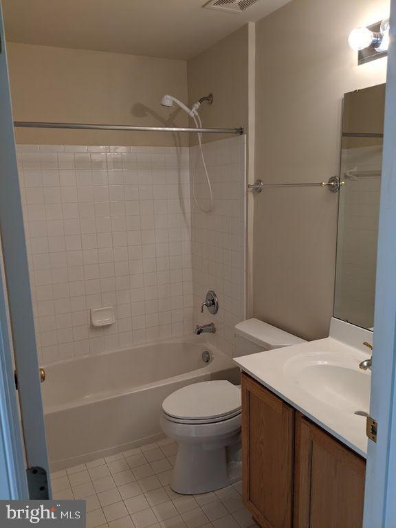 CLARKSBURG RIDGE - Residential Lease