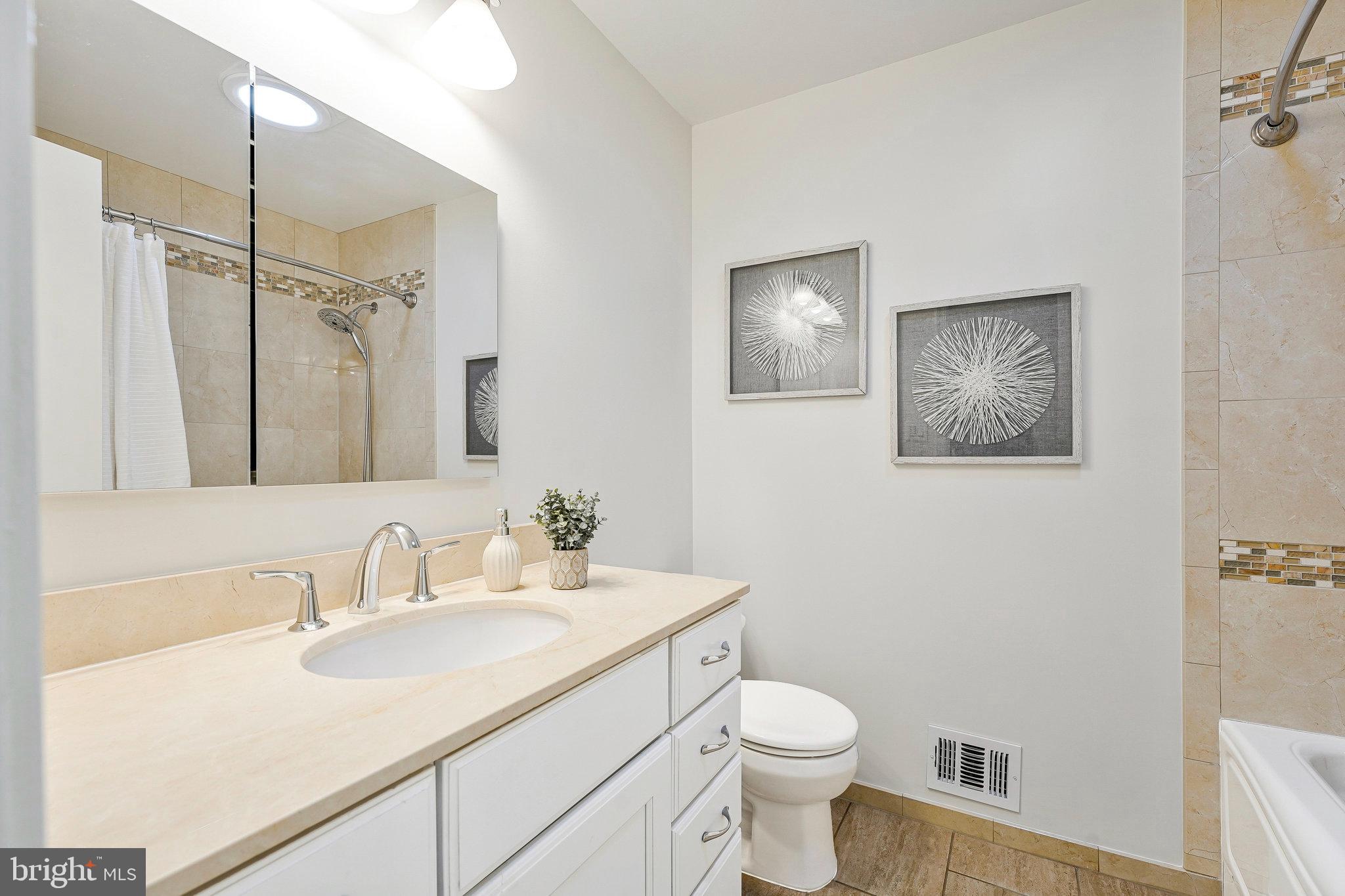 KINGS PARK WEST - Residential