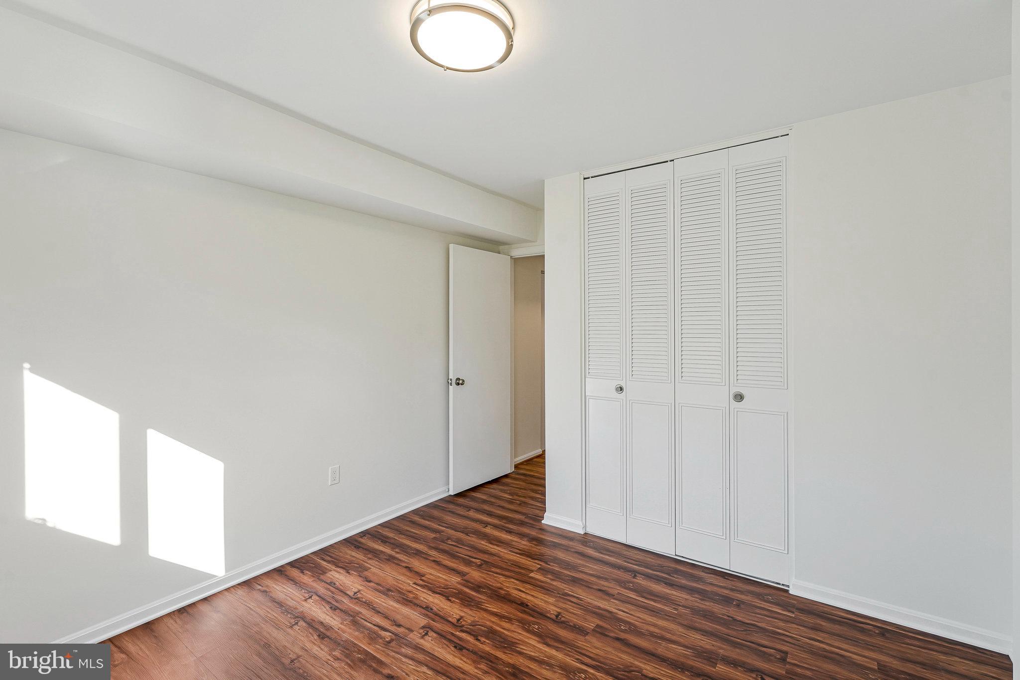 KINGS PARK WEST - Residential