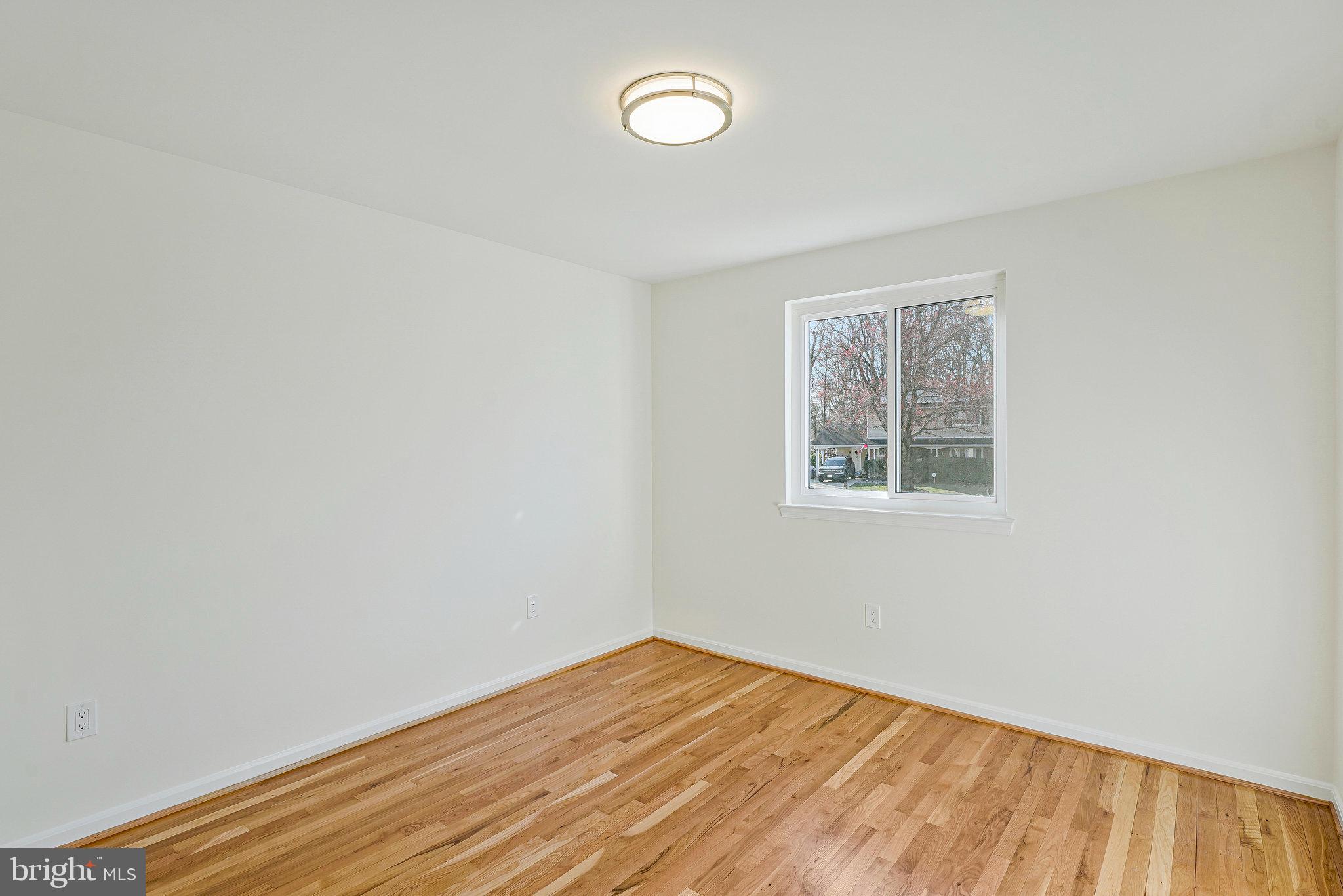 KINGS PARK WEST - Residential