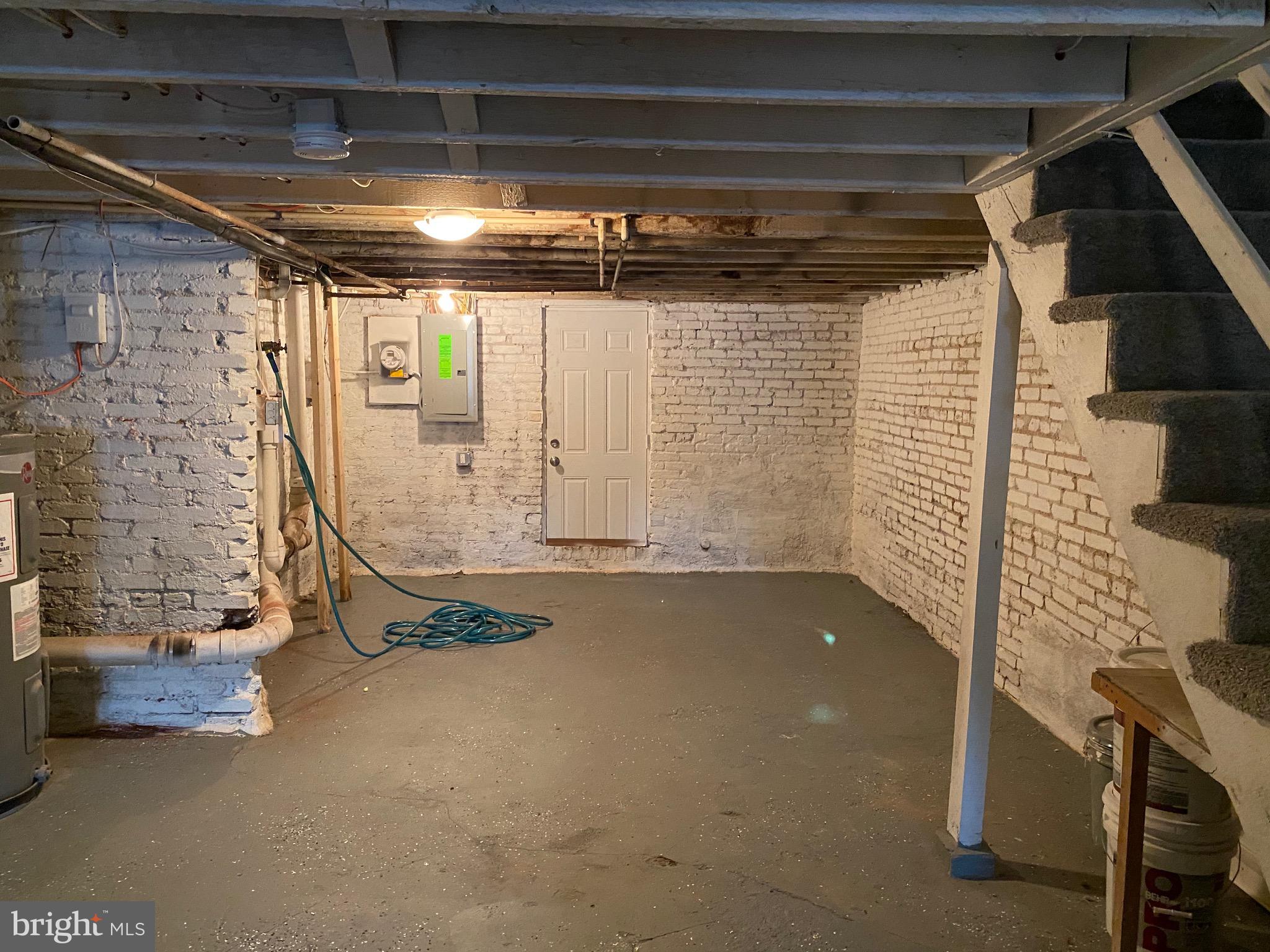 KERNEWOOD - Residential Lease