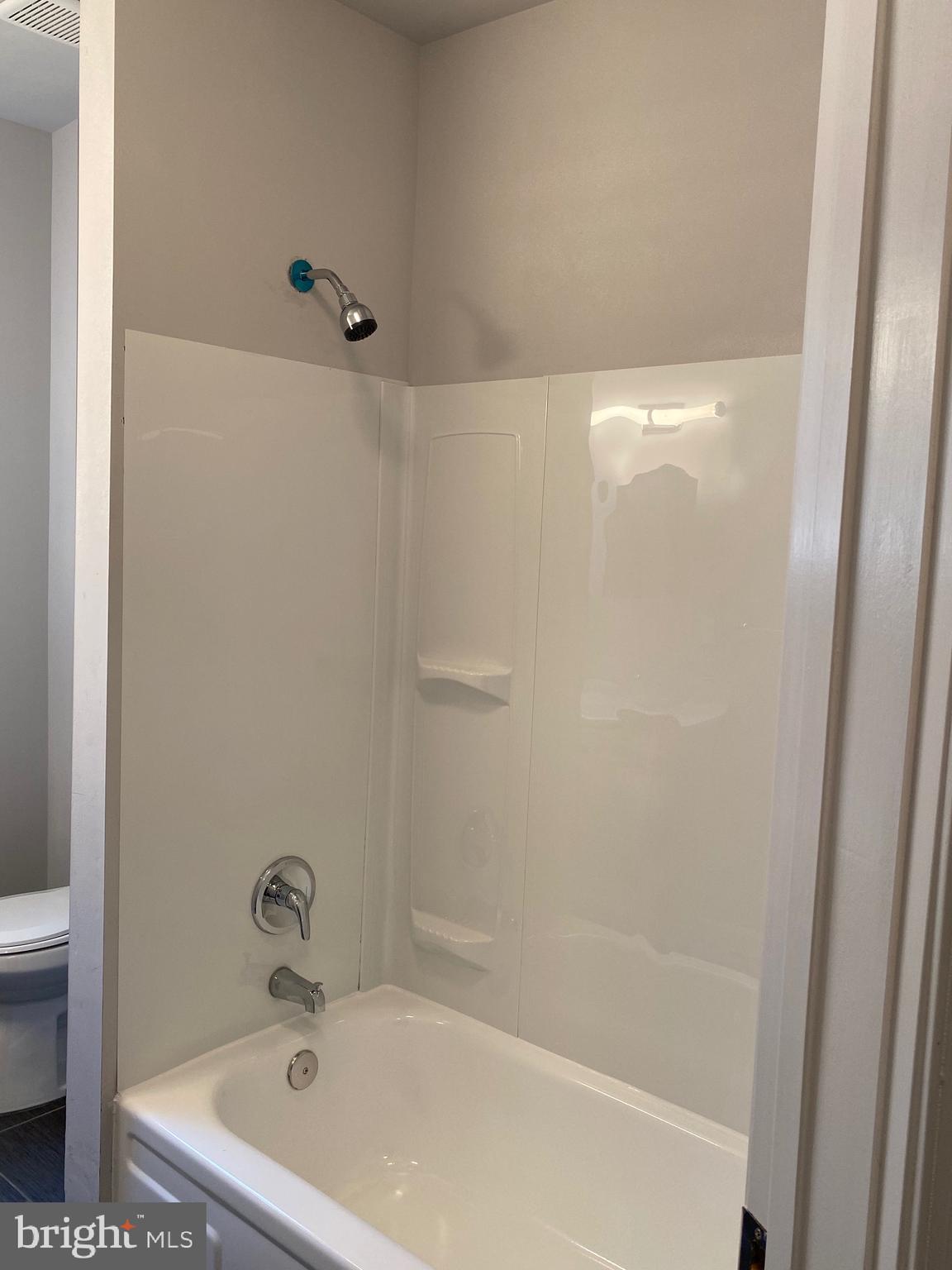 KERNEWOOD - Residential Lease