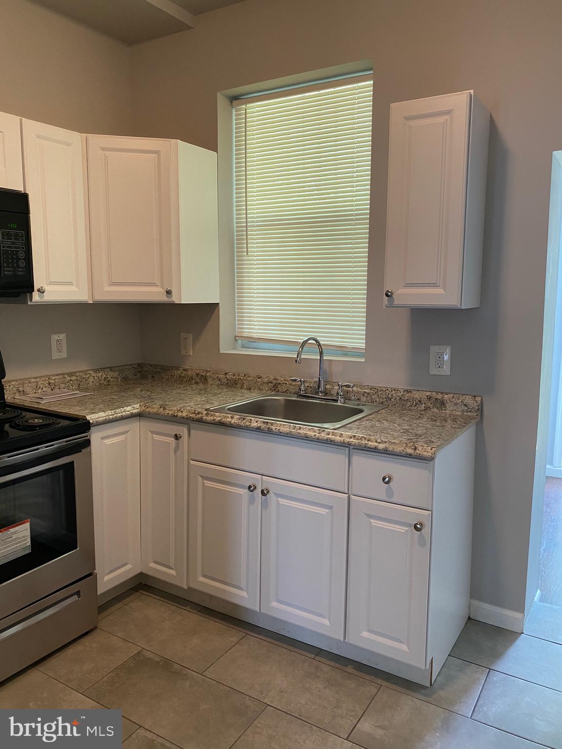 KERNEWOOD - Residential Lease