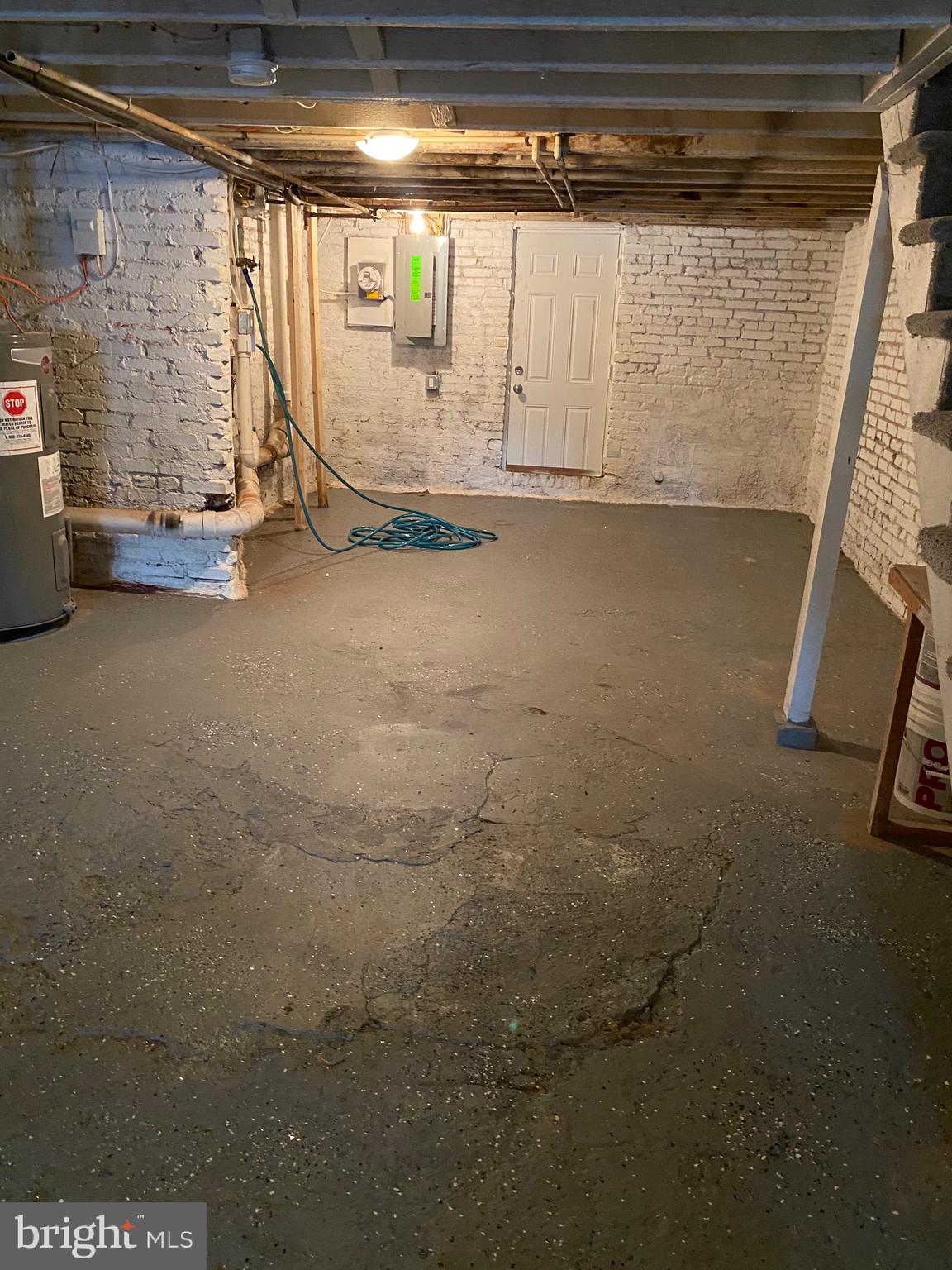 KERNEWOOD - Residential Lease