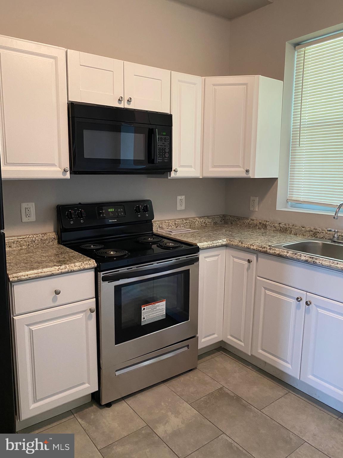 KERNEWOOD - Residential Lease