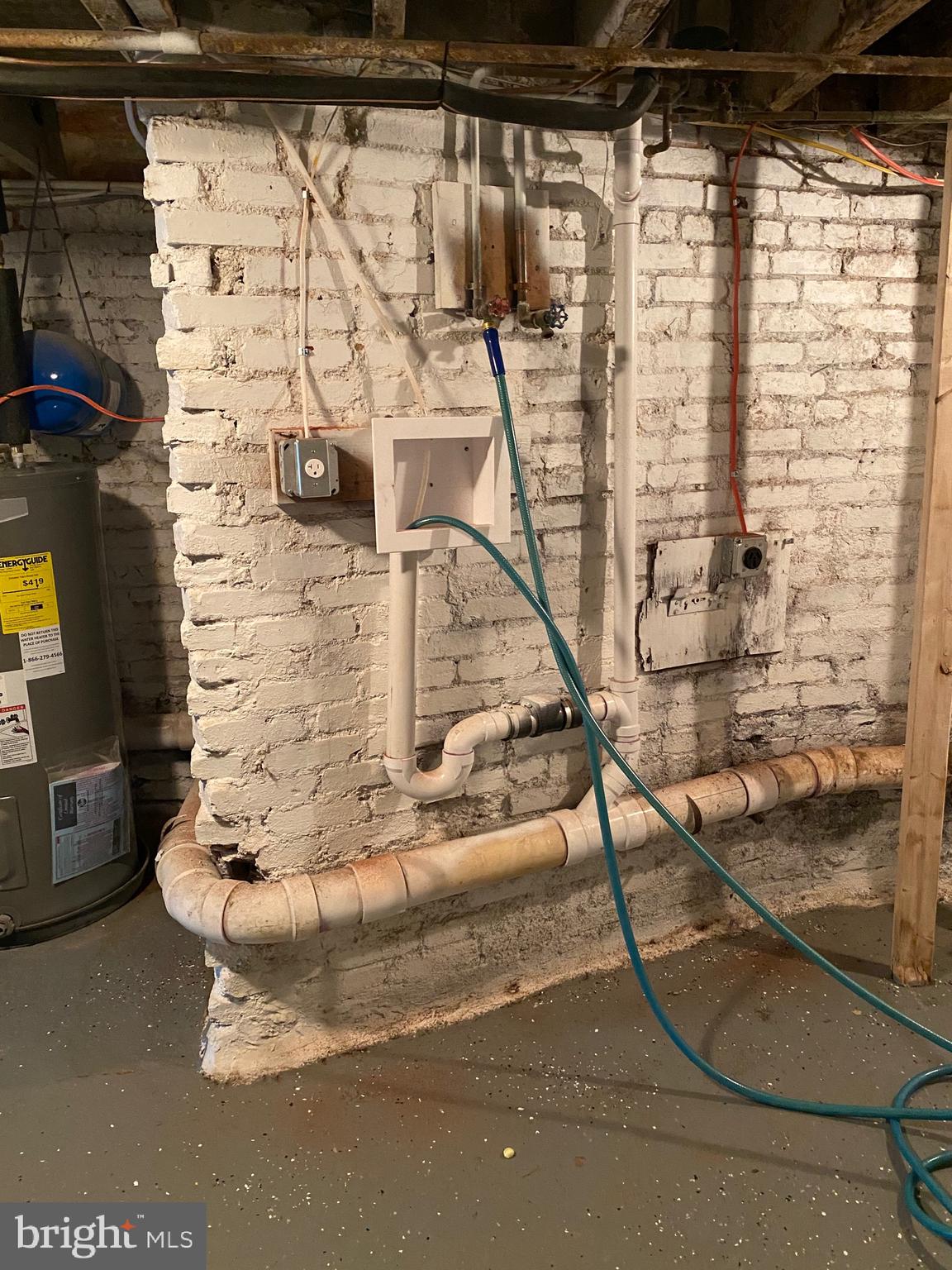 KERNEWOOD - Residential Lease