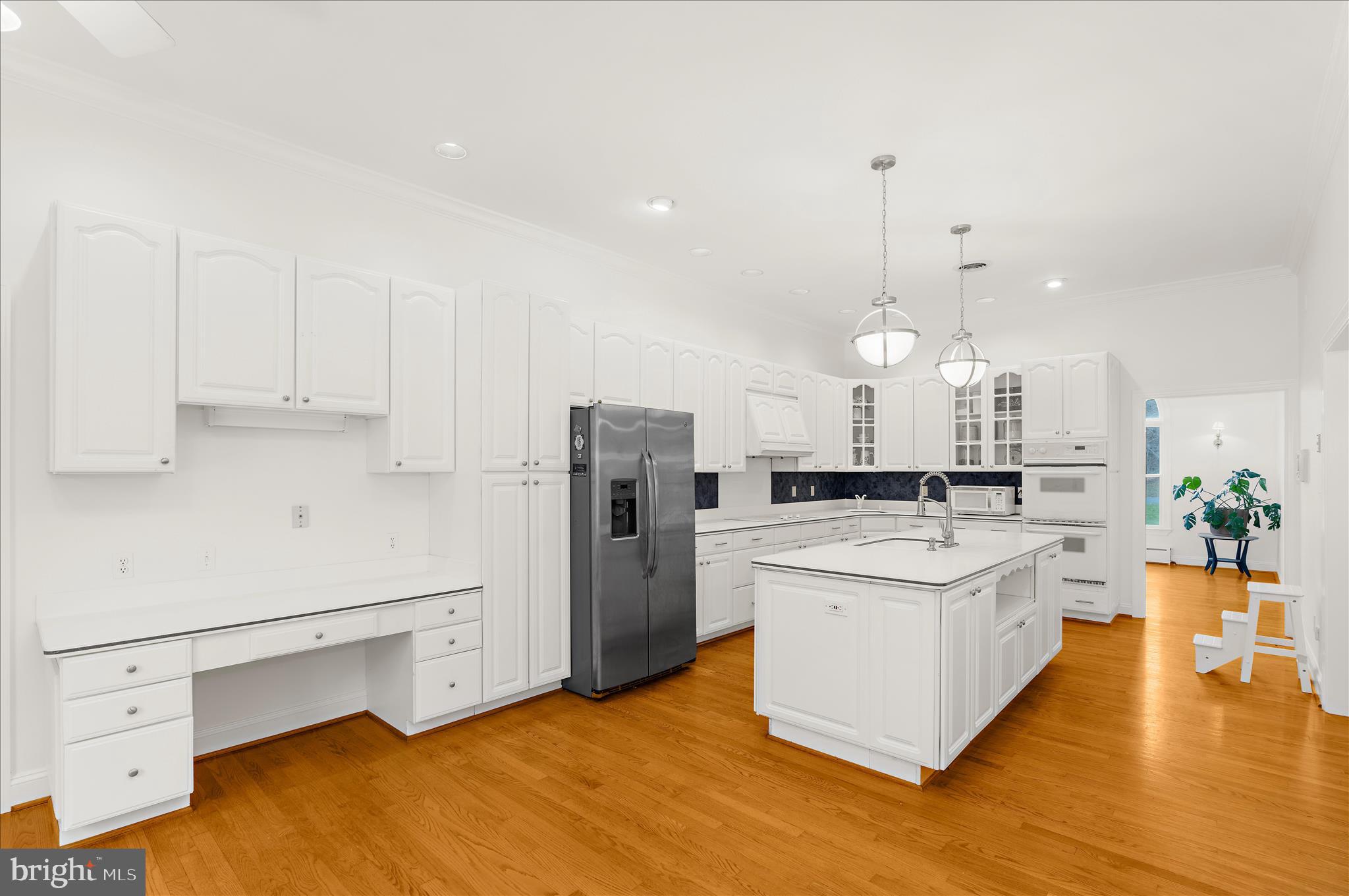 HUNTING CREEK WOODS - Residential