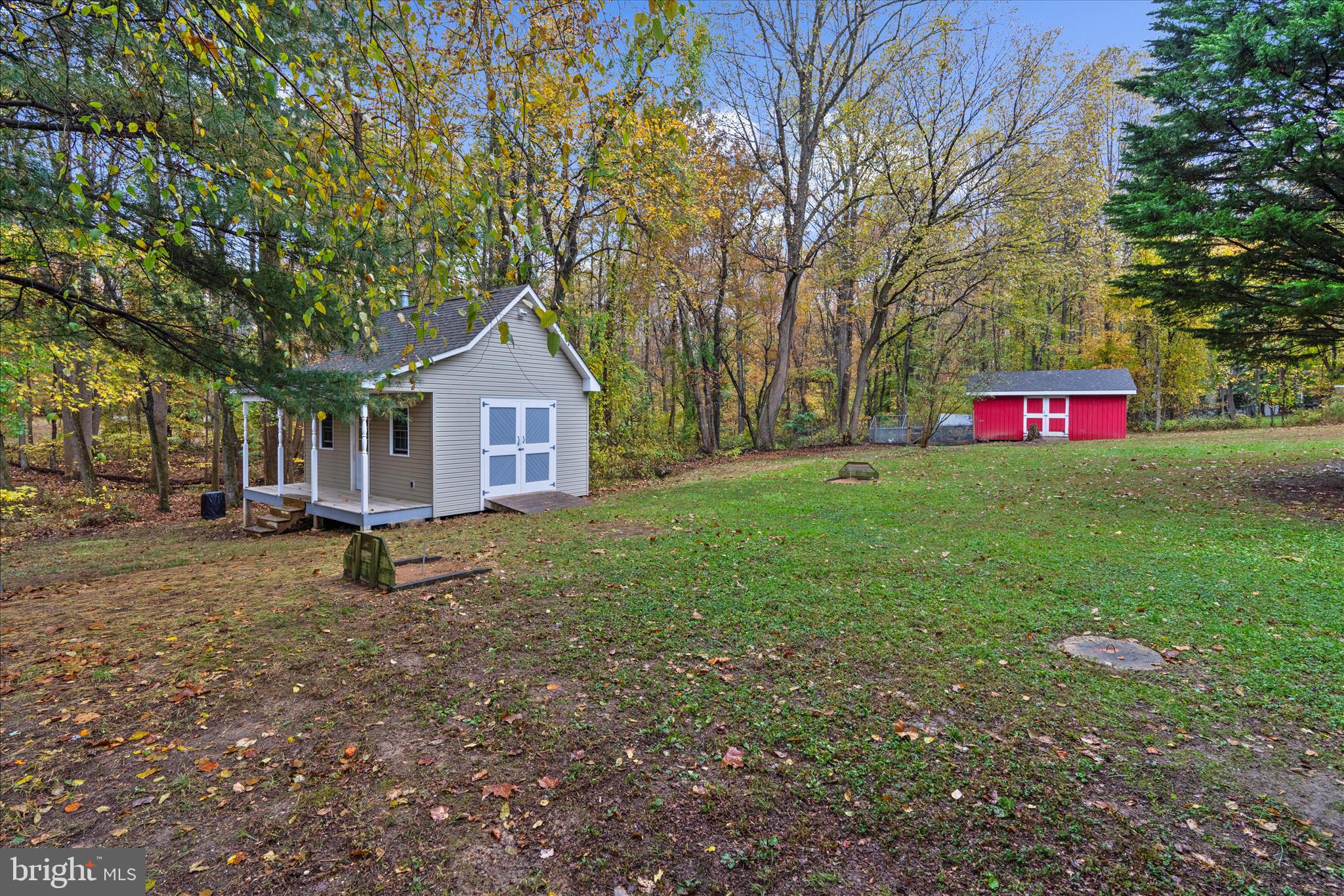 HUNTING CREEK WOODS - Residential