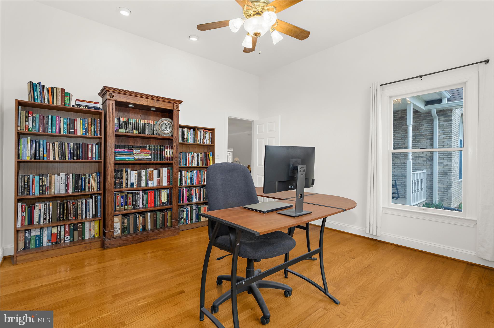 HUNTING CREEK WOODS - Residential