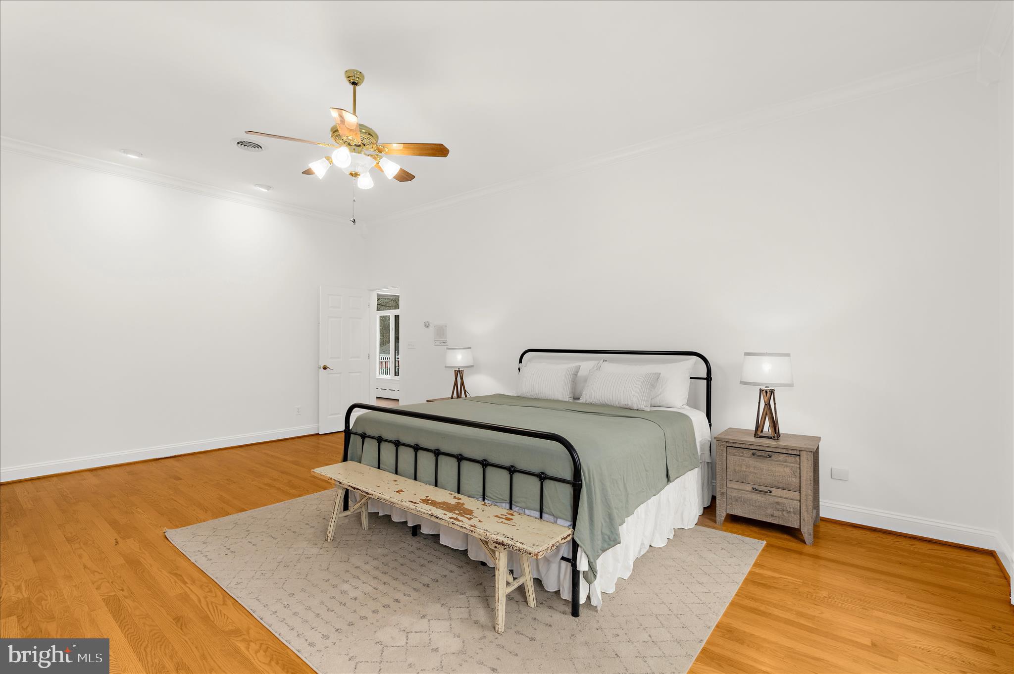 HUNTING CREEK WOODS - Residential