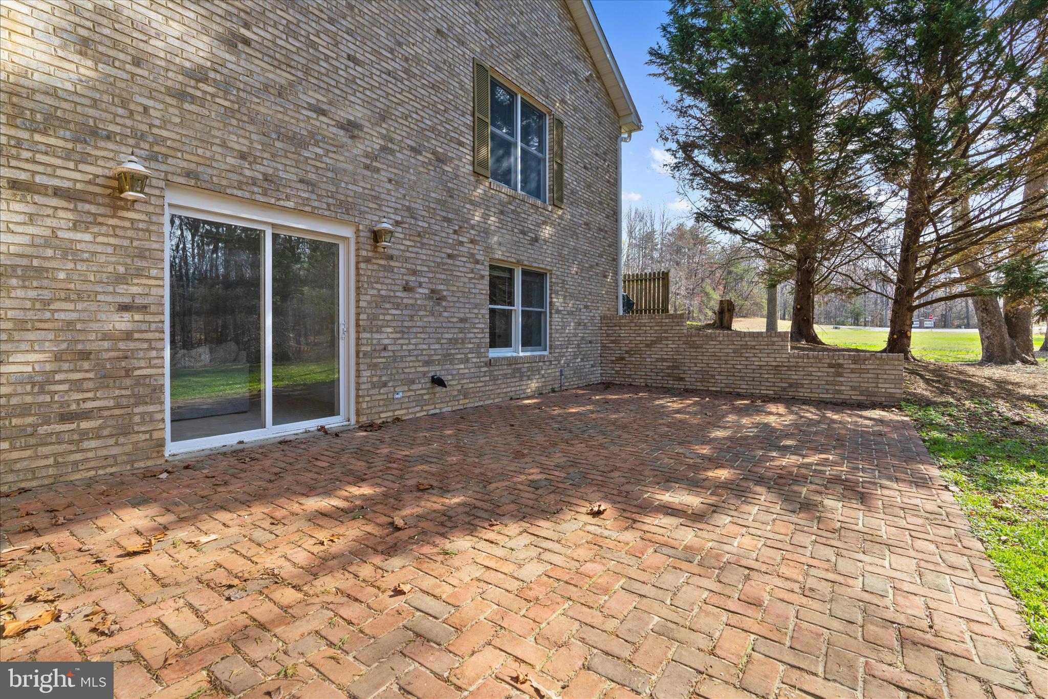 HUNTING CREEK WOODS - Residential