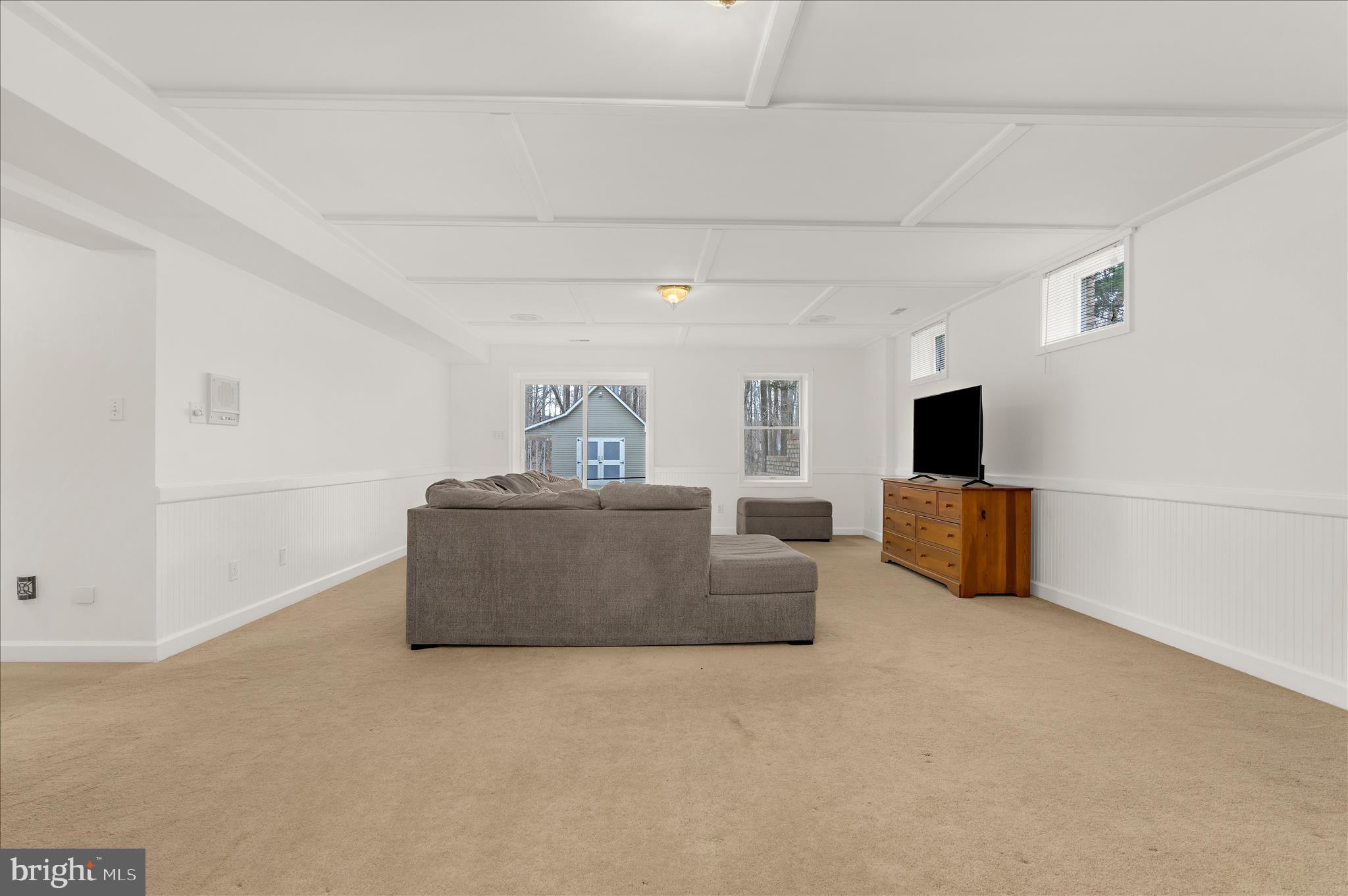 HUNTING CREEK WOODS - Residential