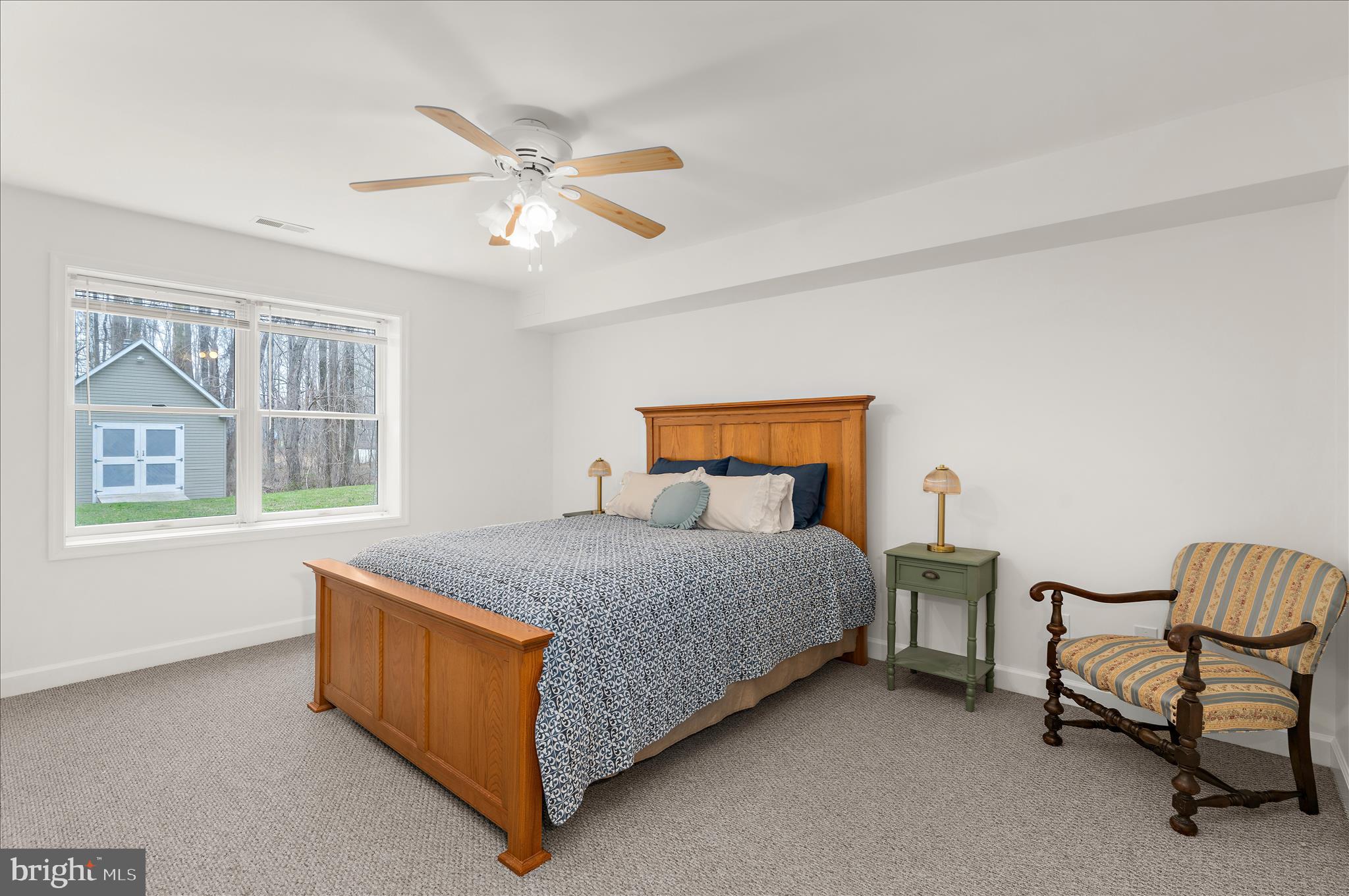 HUNTING CREEK WOODS - Residential