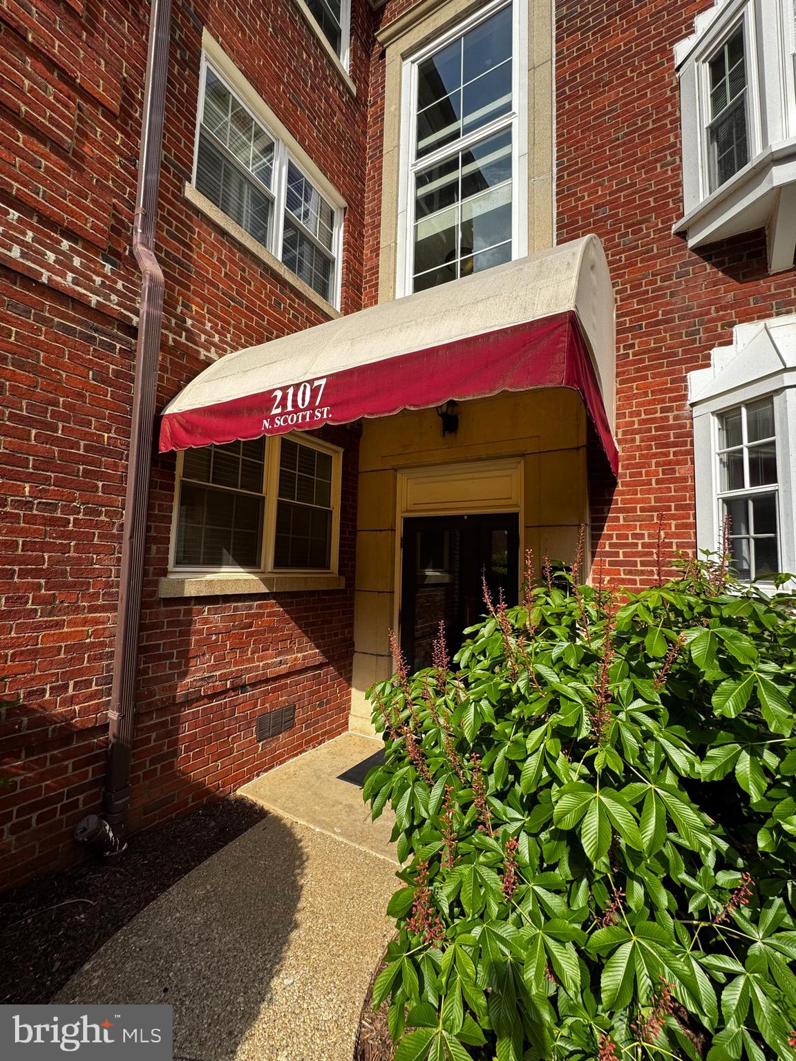 2107 N SCOTT STREET 65