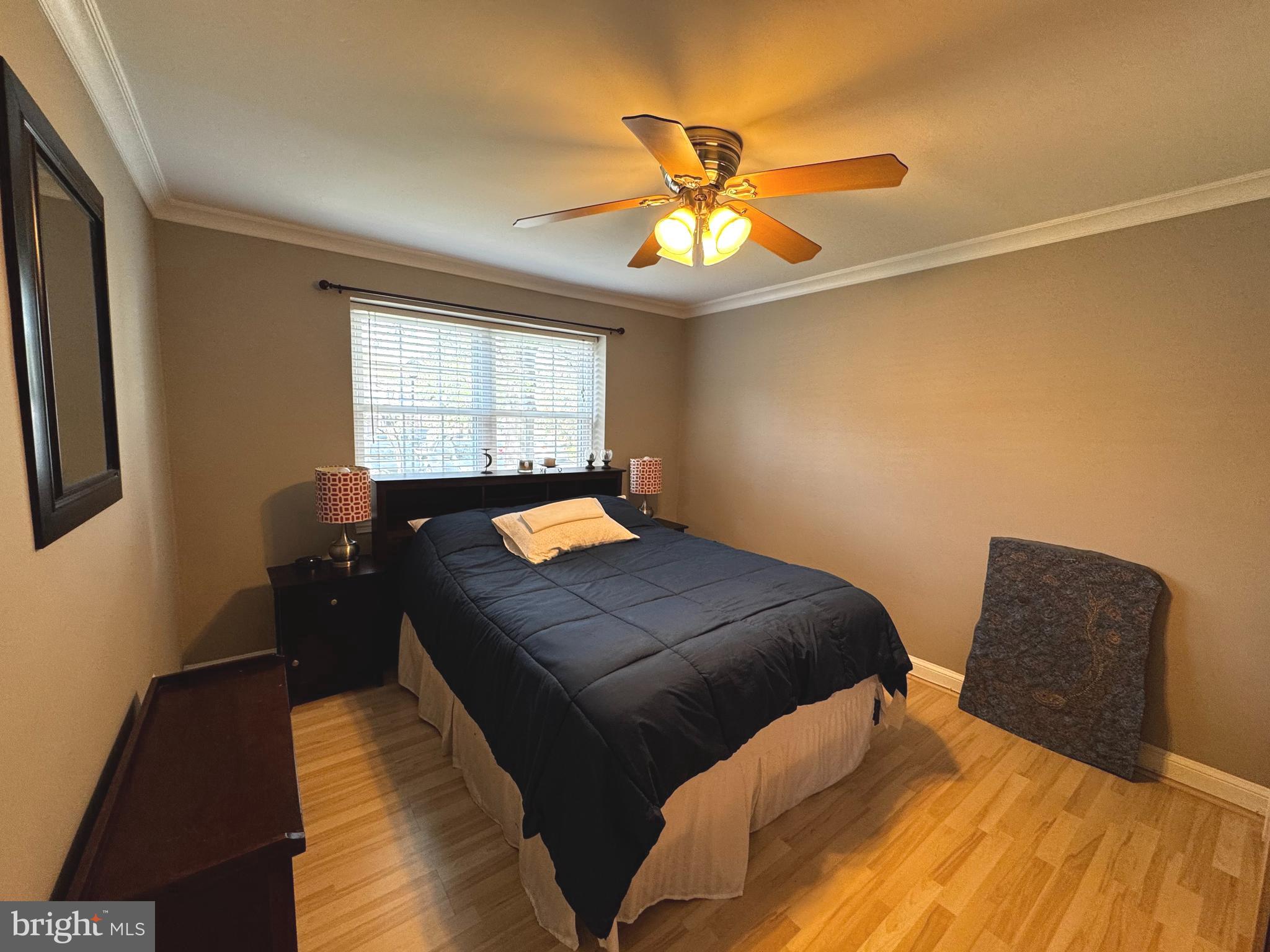 PALISADE GARDENS - Residential Lease