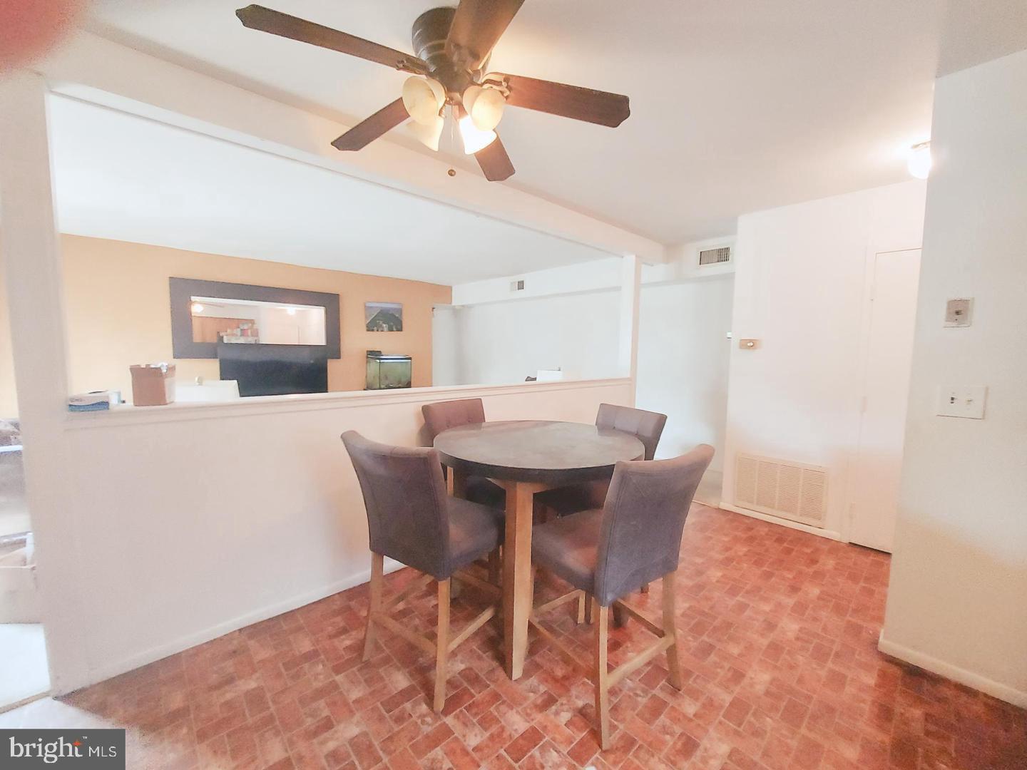 312 MEADOW WOODS LANE 312