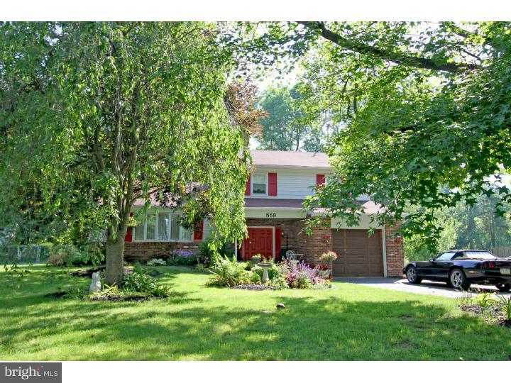CHESTNUT WOOD VIL - Residential