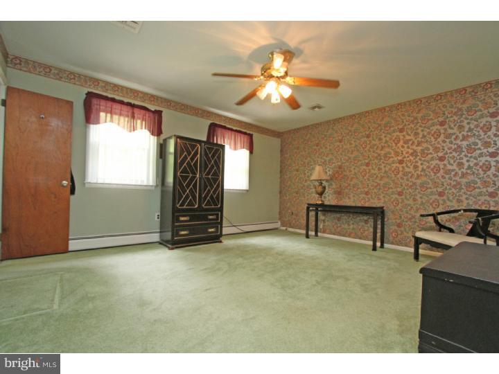 CHESTNUT WOOD VIL - Residential
