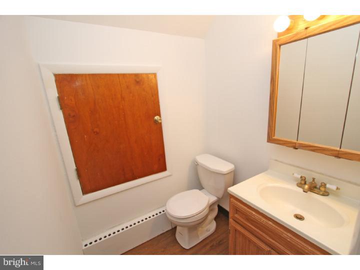 CHESTNUT WOOD VIL - Residential
