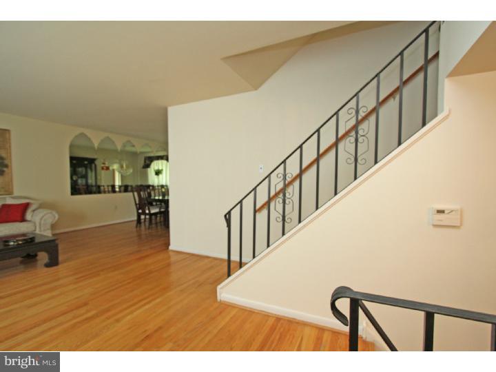 CHESTNUT WOOD VIL - Residential