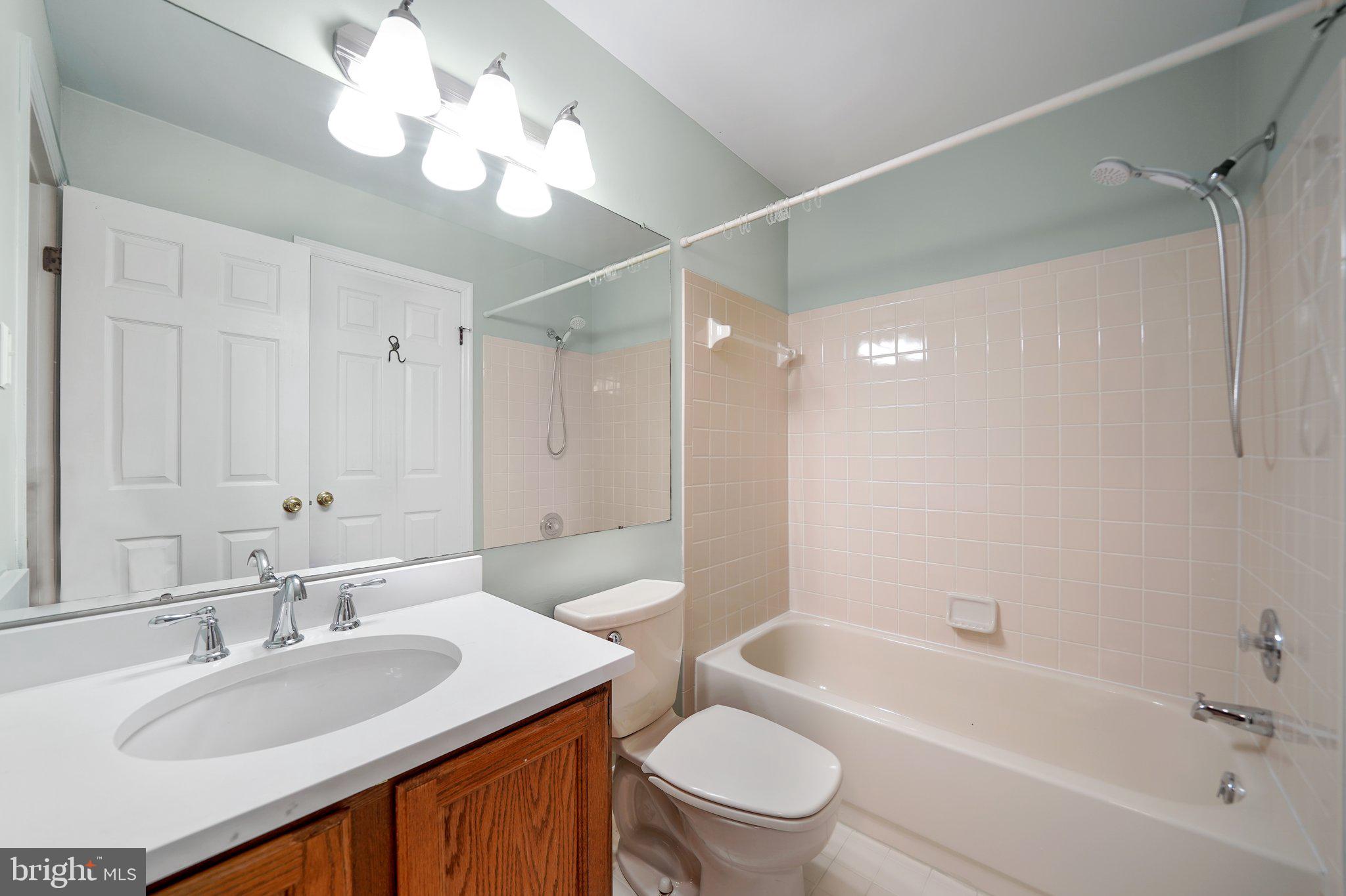 WILLISTOWN KNOLL - Residential