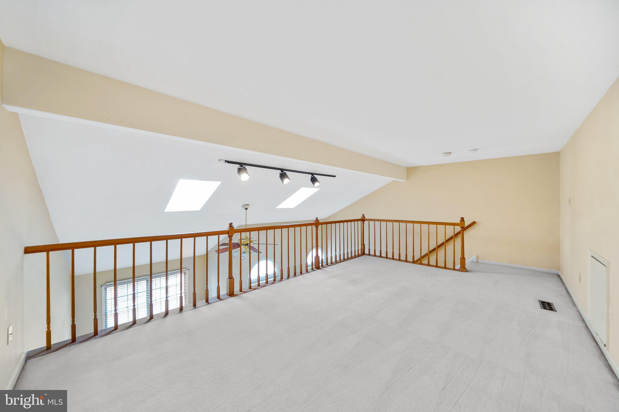 WILLISTOWN KNOLL - Residential