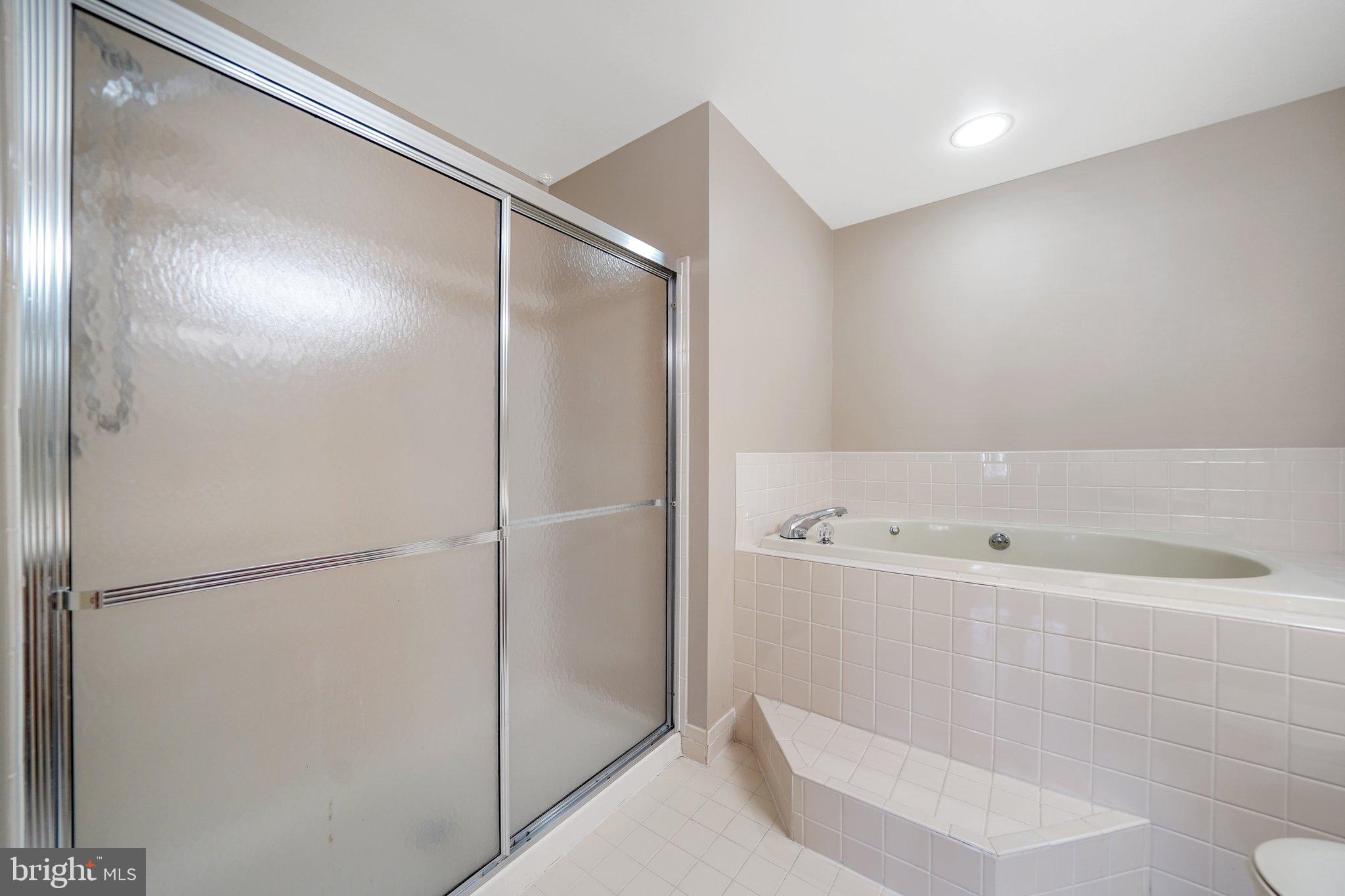 WILLISTOWN KNOLL - Residential