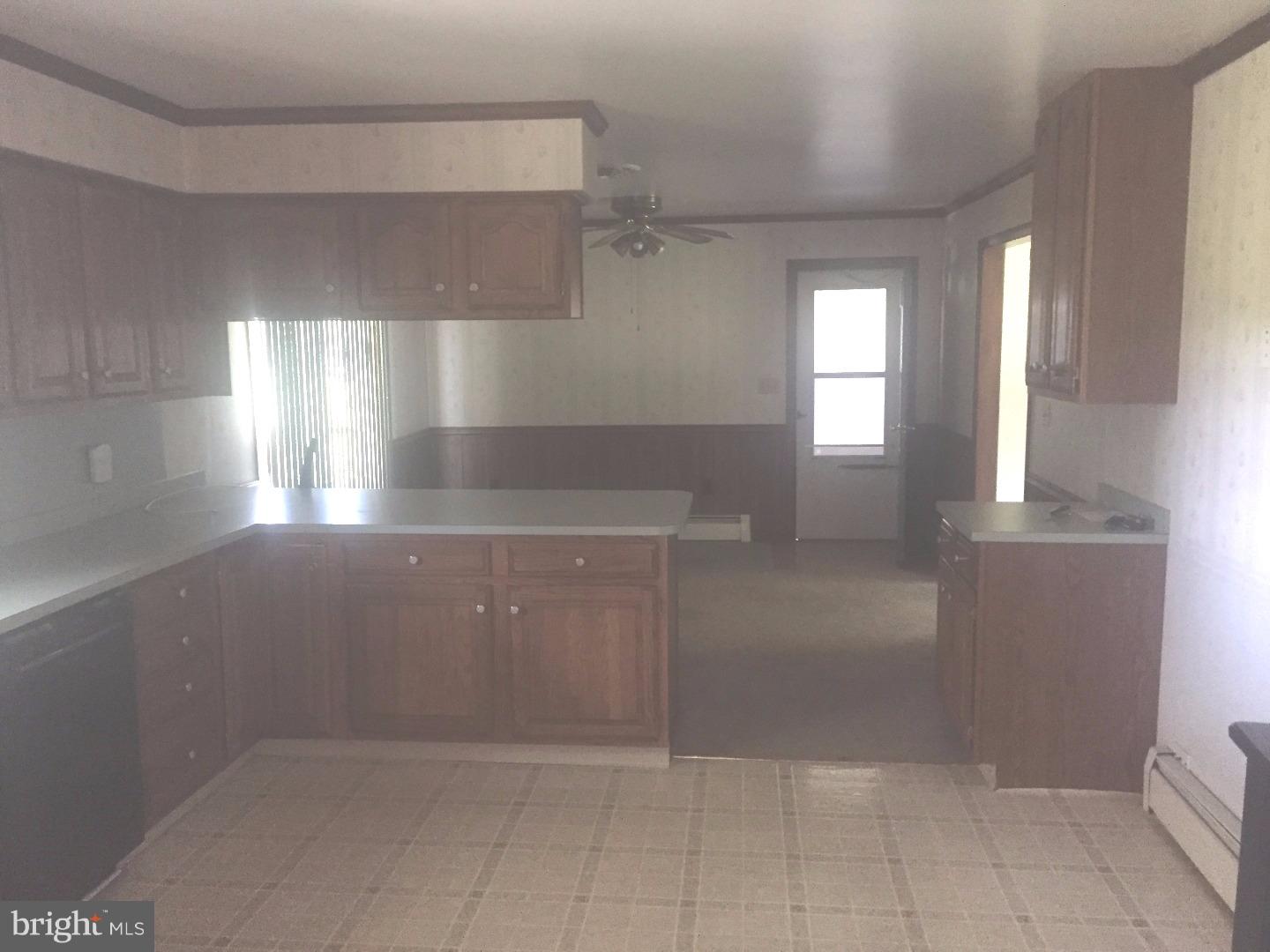 WYOMING - Residential Lease