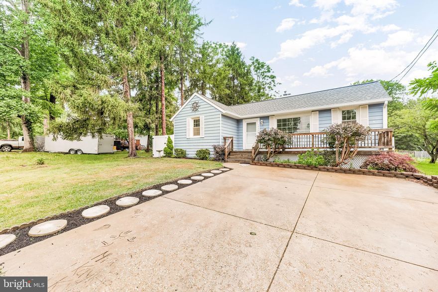 Just a block away from the beach, this cozy 3-bedroom, 1-bath rambler is a beach lover's dream. With its prime location, you can practically smell the salty sea air from your doorstep. The bathroom is conveniently located and has all the essentials you need. Imagine lazy days spent lounging on the beach, soaking up the sun, and making sandcastles with your loved ones. Don't miss out on this amazing opportunity to rent a piece of paradise just steps away from the beach!