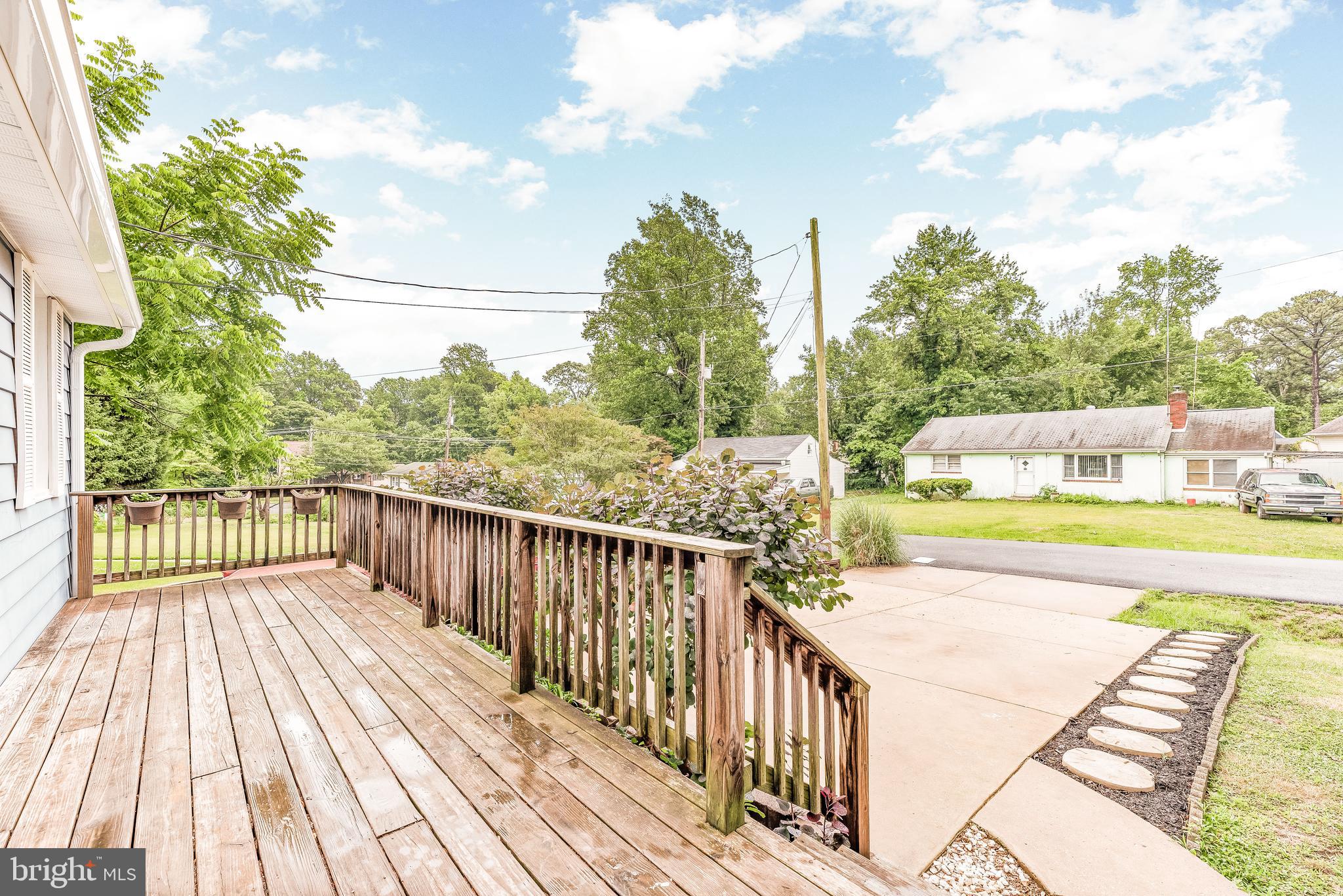 LONG BEACH - Residential Lease