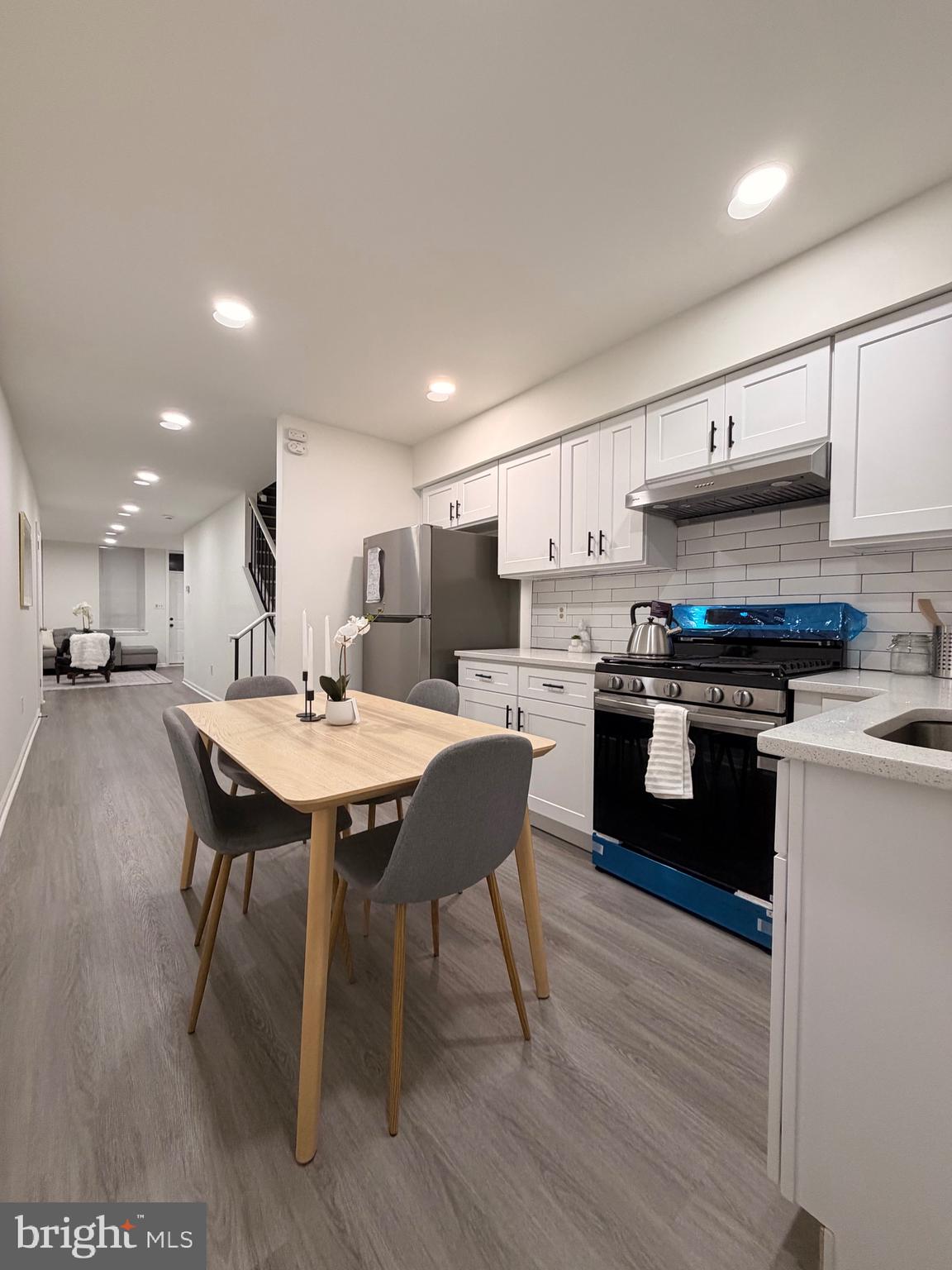 NORRIS SQUARE - Residential