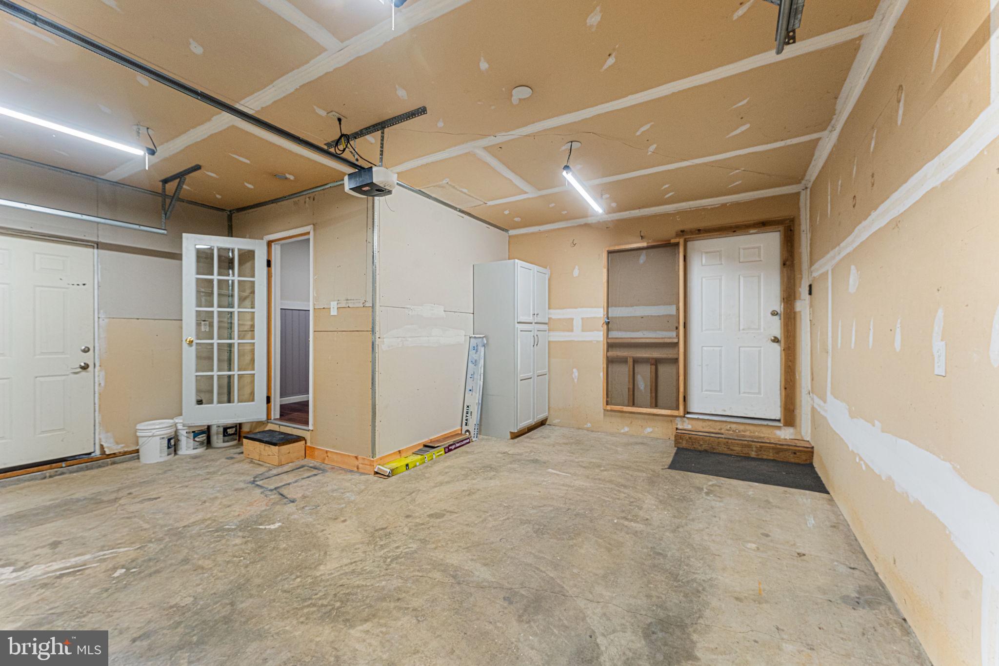 PERSIMMON HILLS - Residential