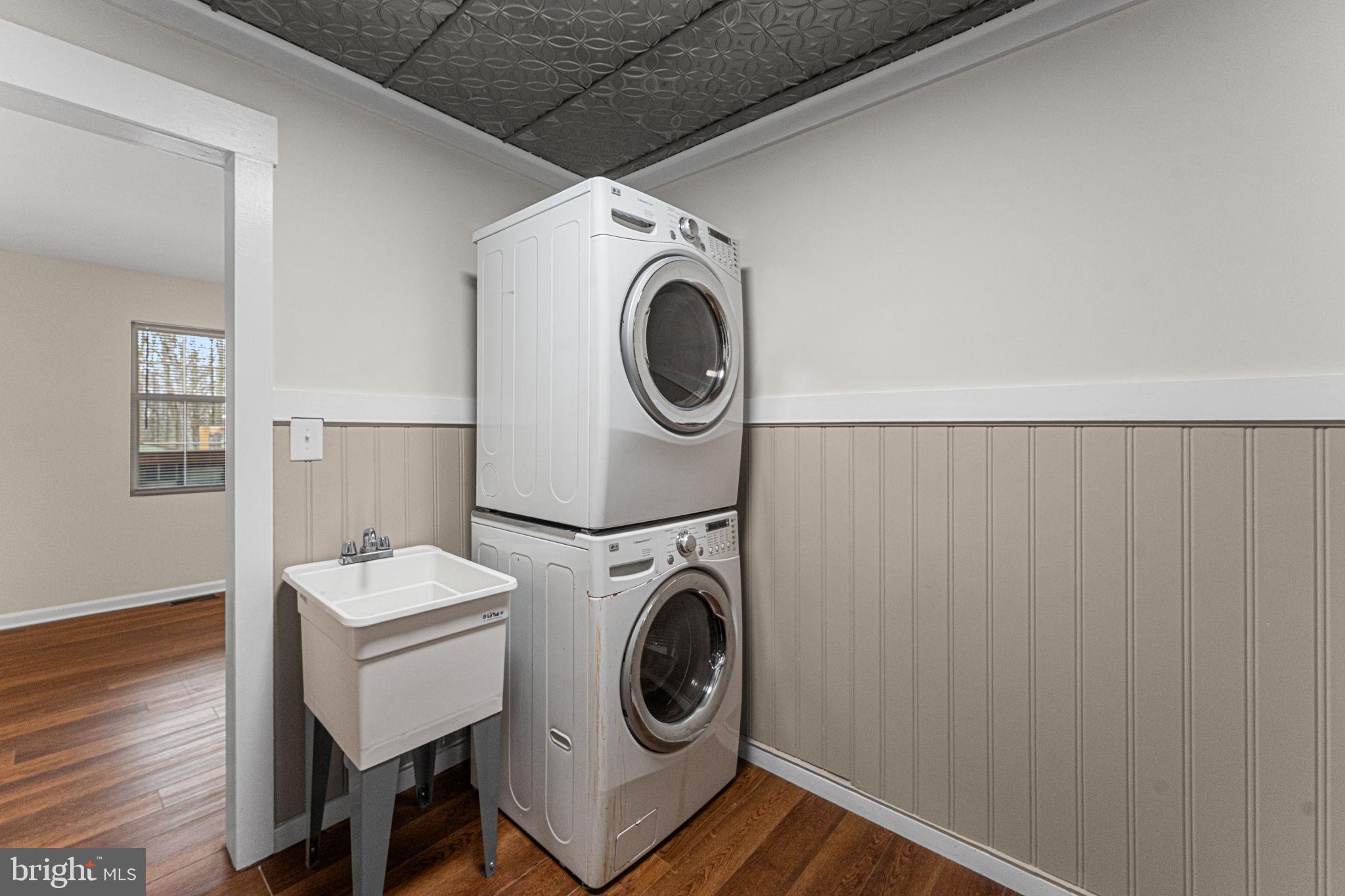 PERSIMMON HILLS - Residential